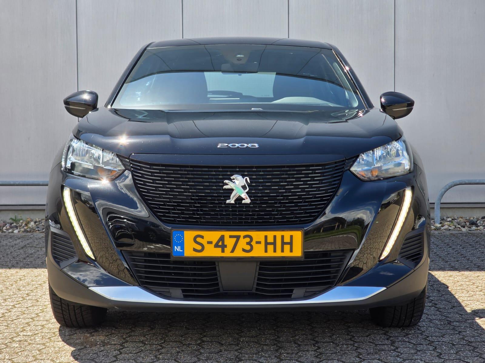Peugeot e-2008