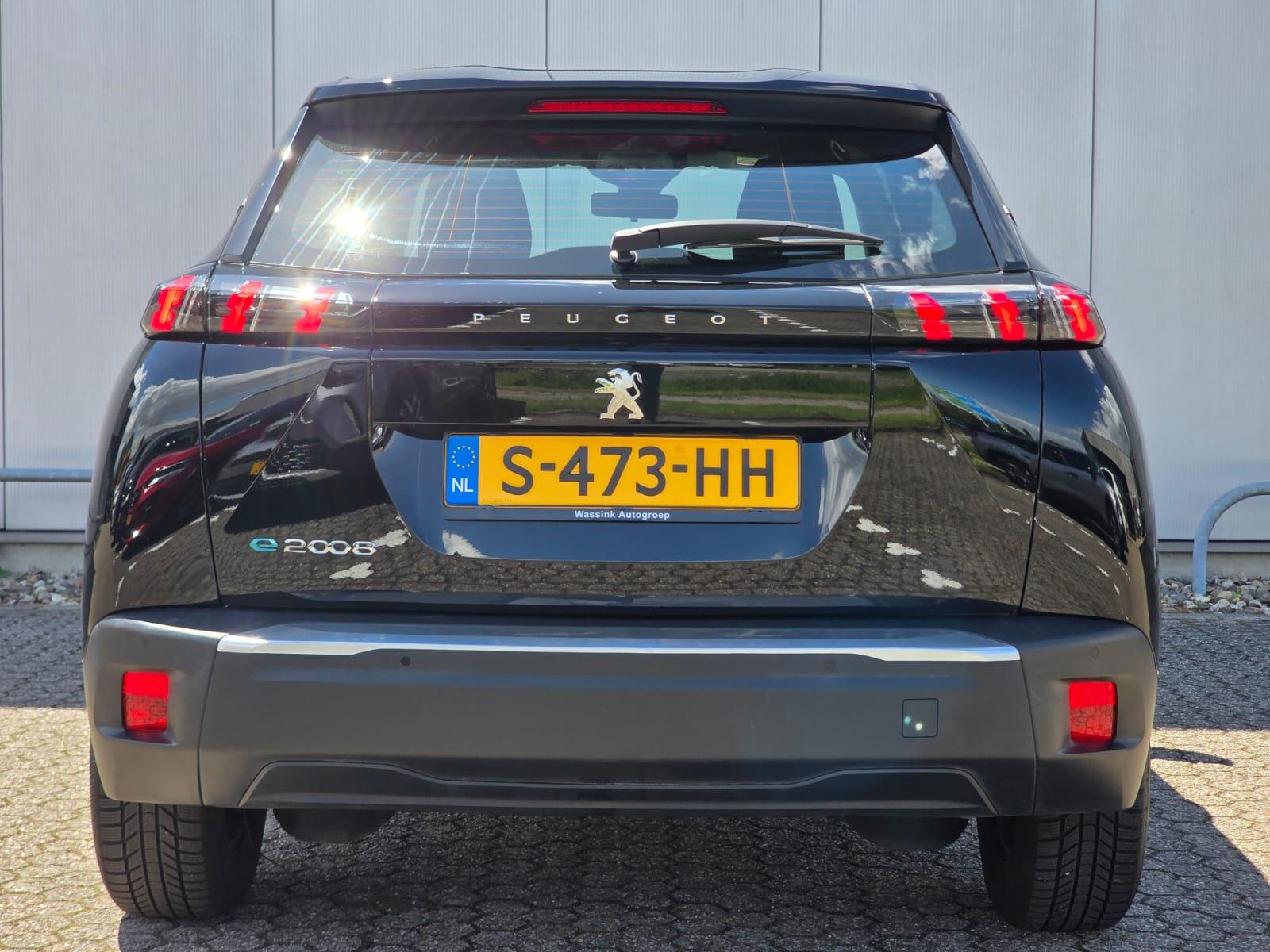 Peugeot e-2008