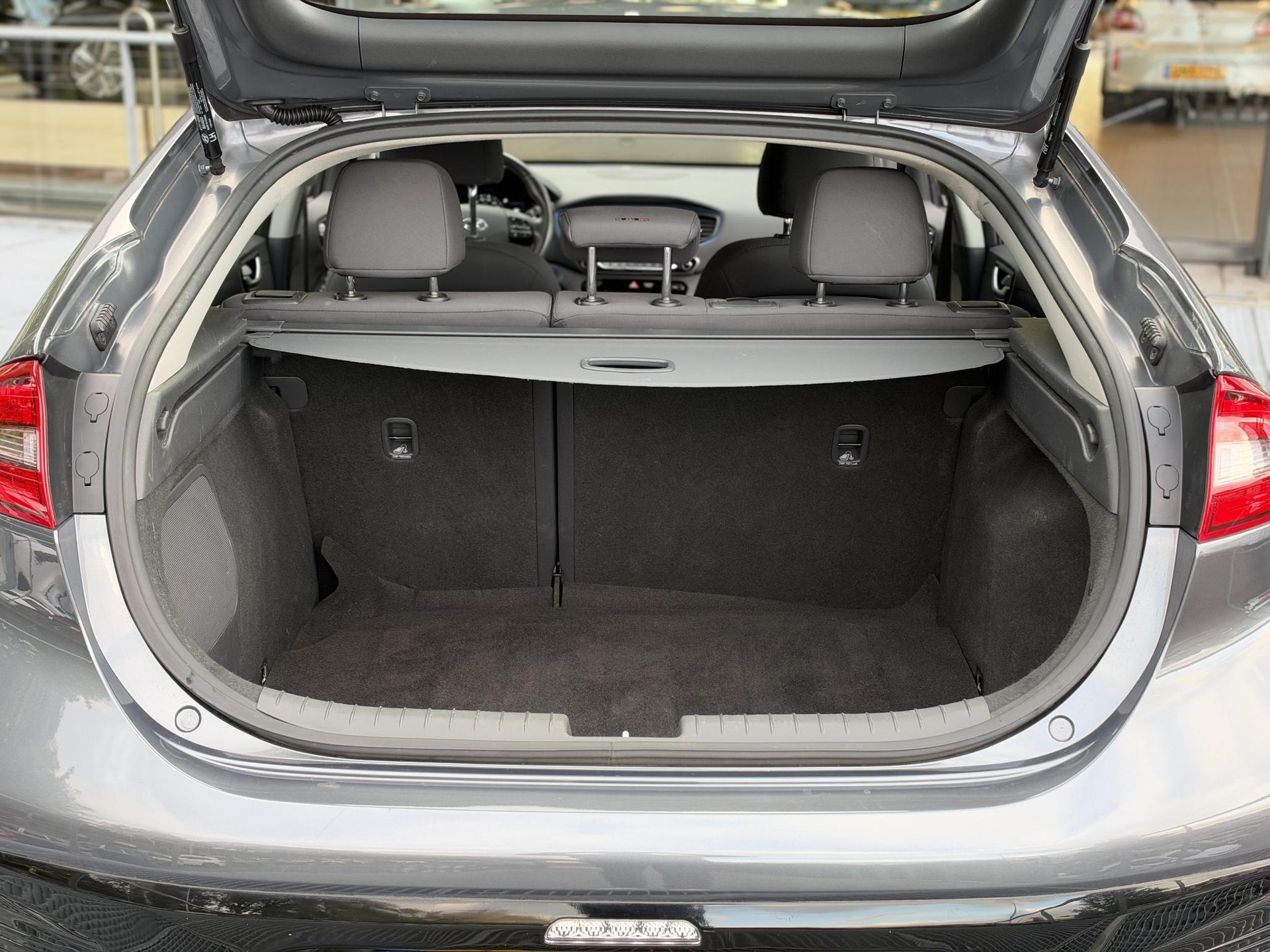 Hyundai Ioniq