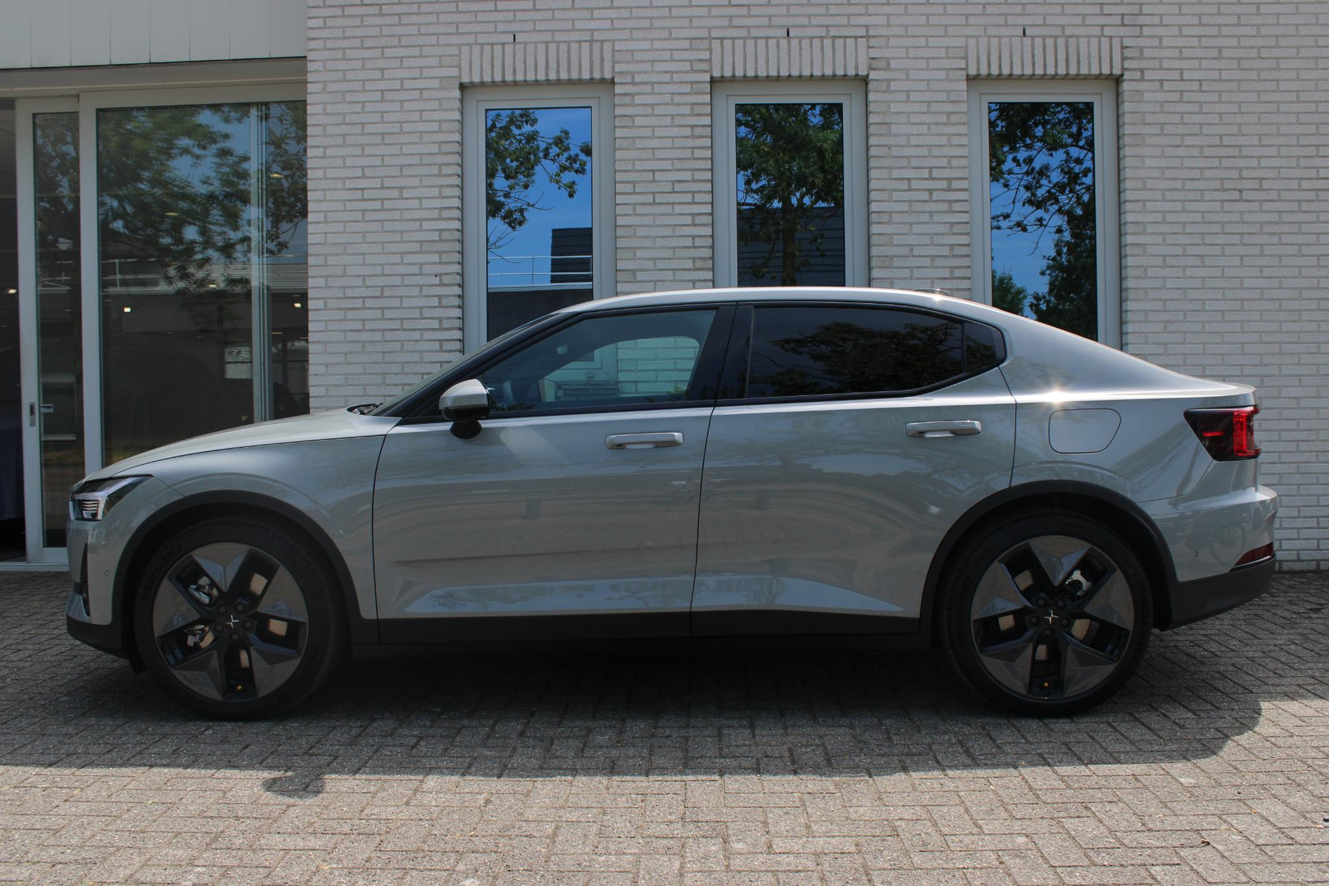 Polestar Polestar 2