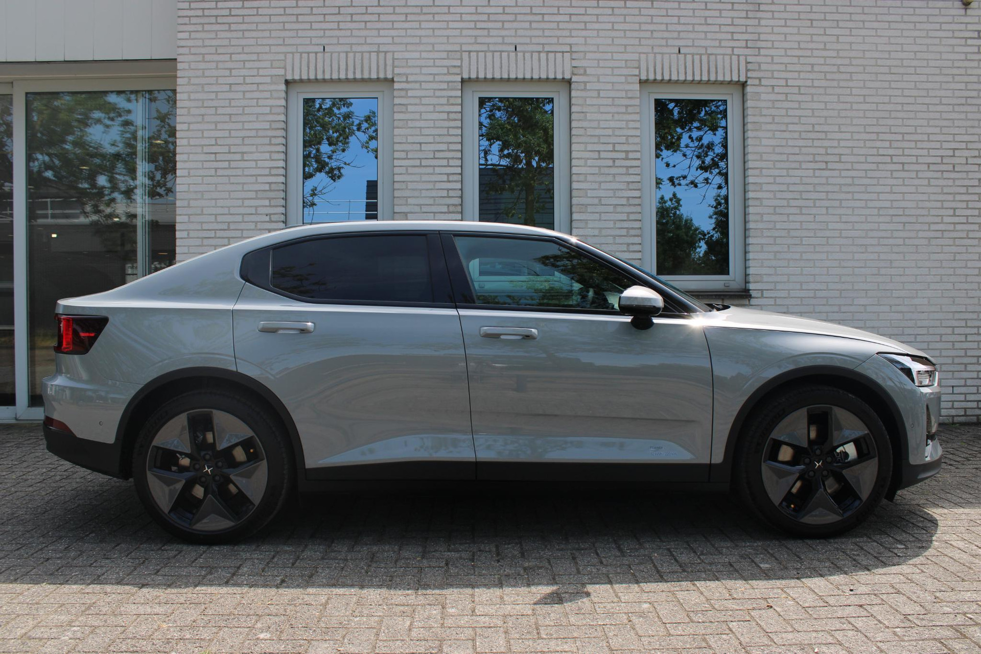 Polestar Polestar 2