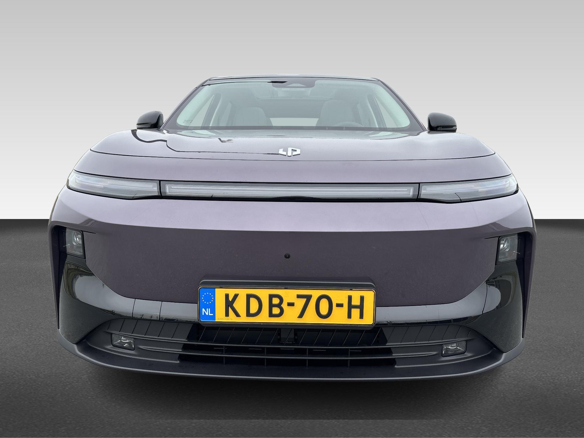 Leapmotor B10