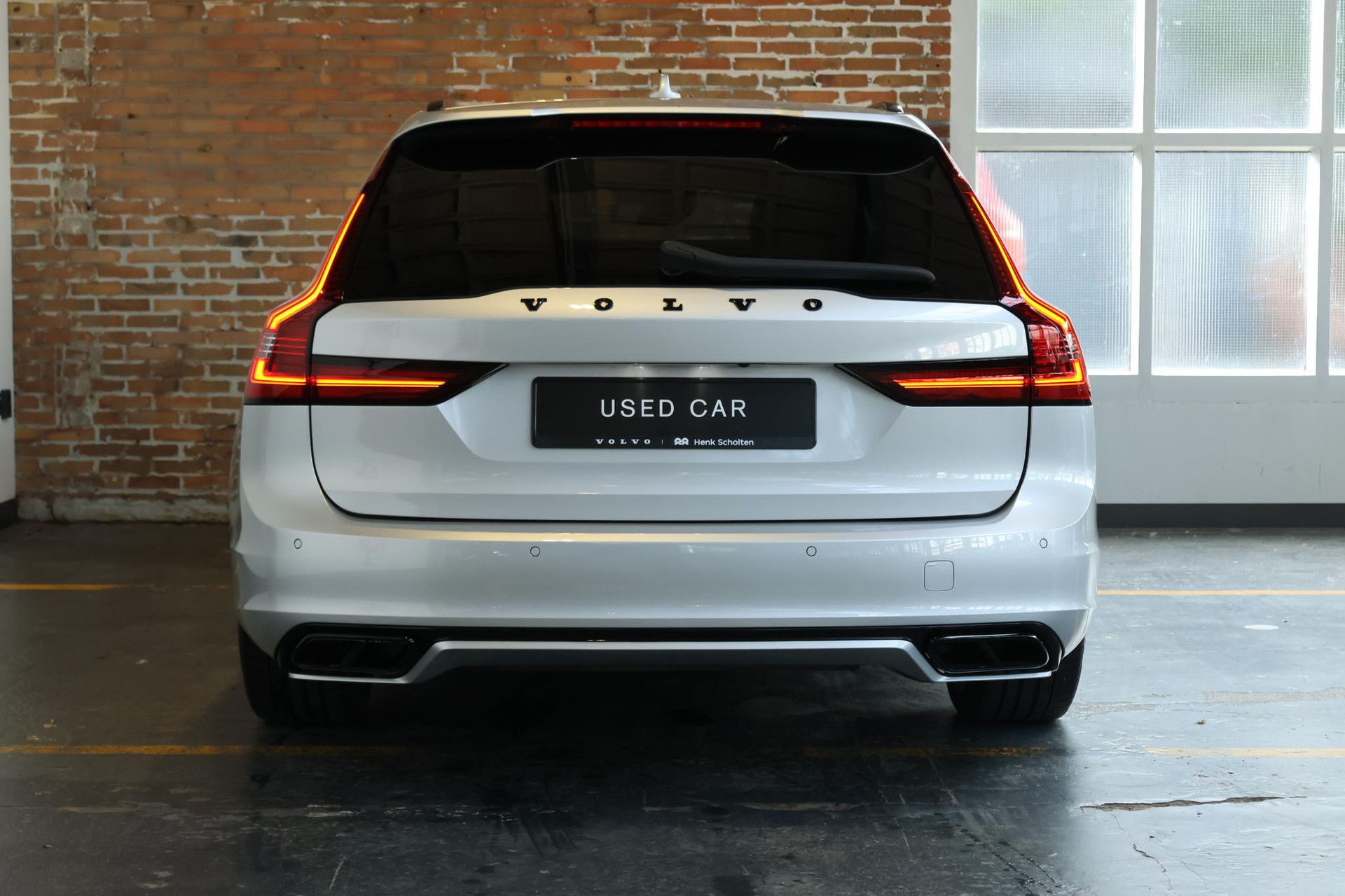 Volvo V90