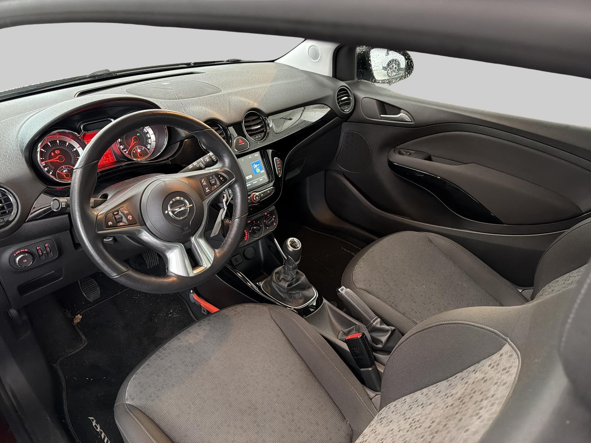 Opel Adam