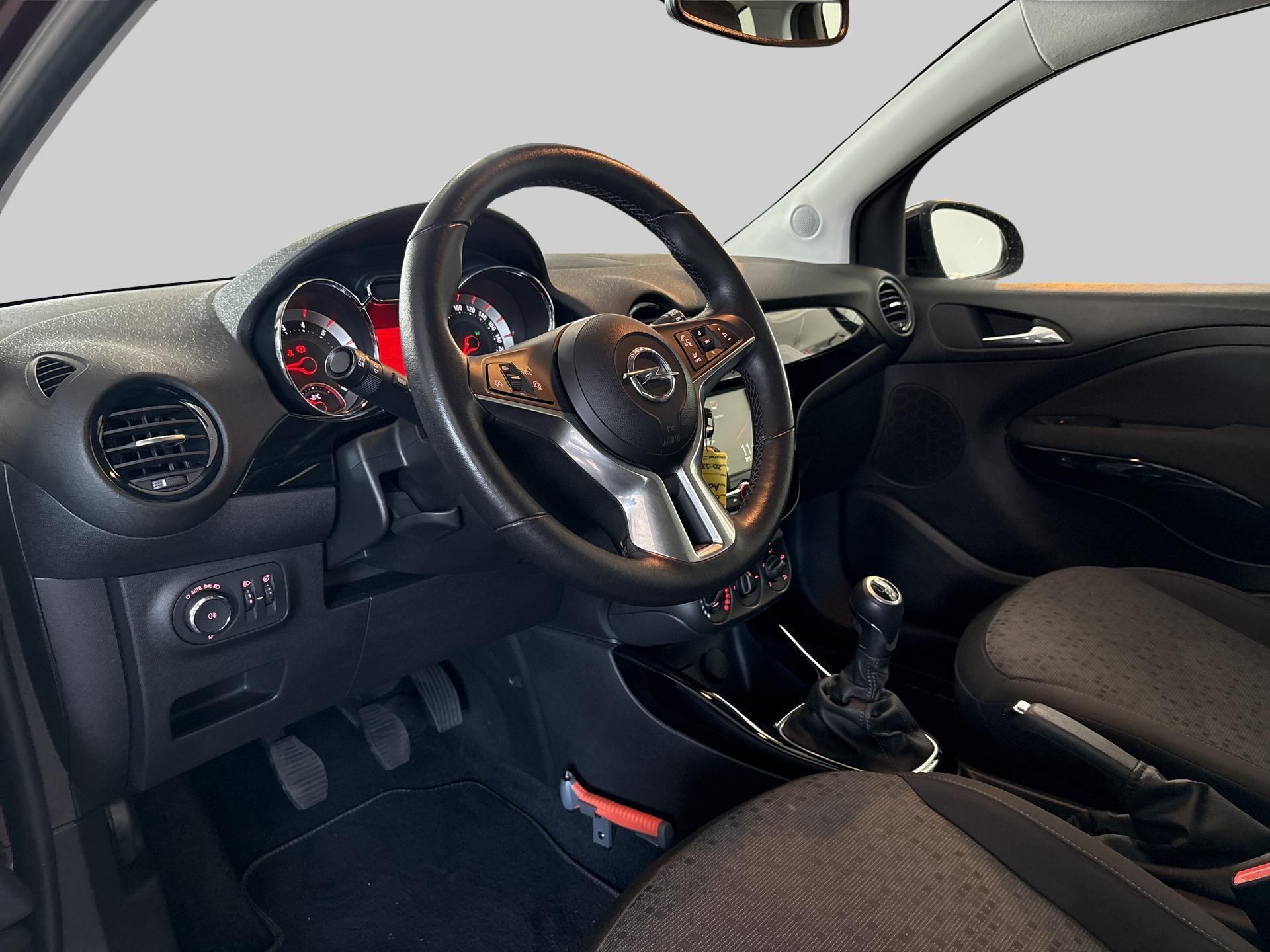Opel Adam