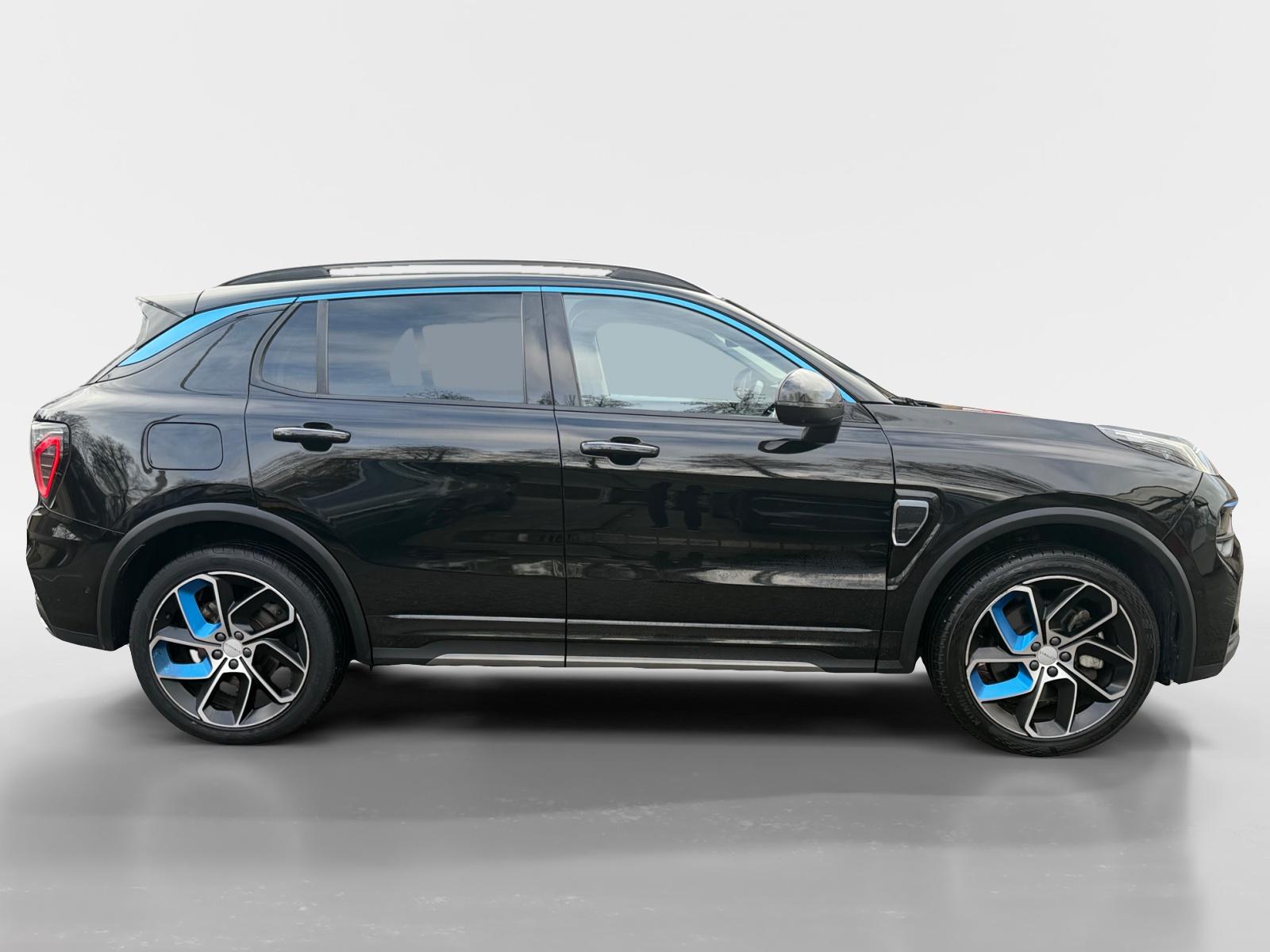 Lynk & Co 01