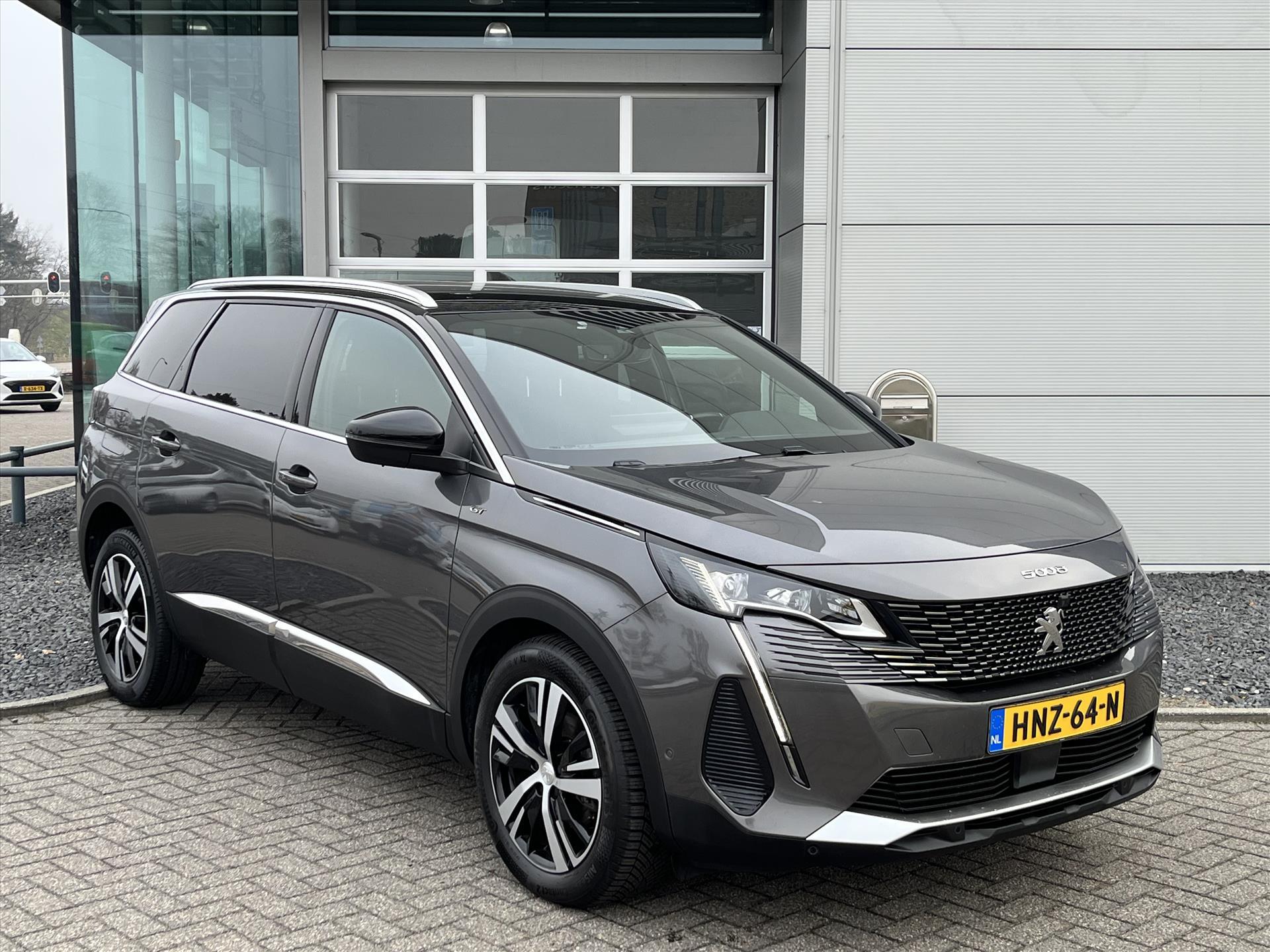 Peugeot 5008