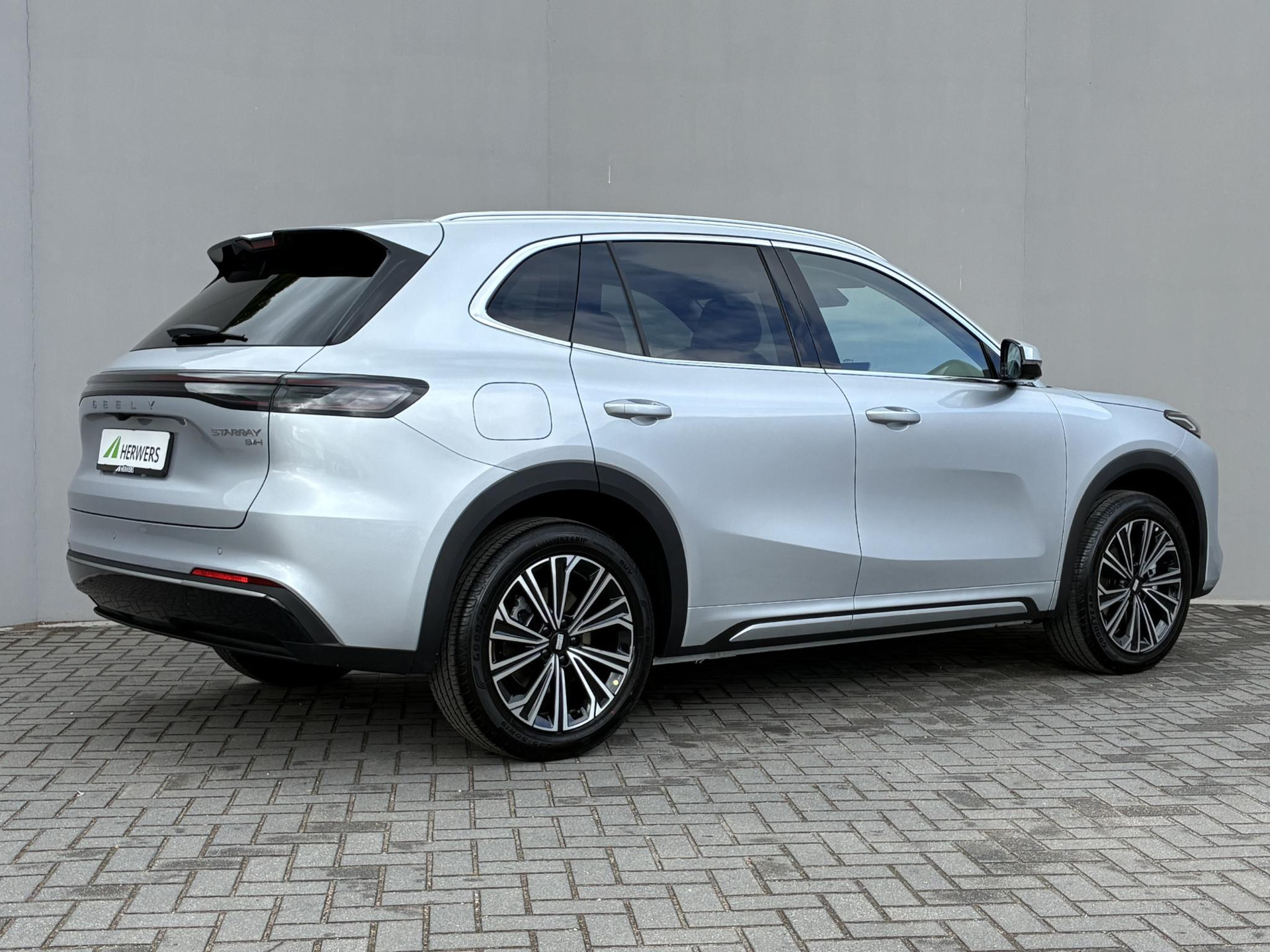 Geely Starray EM-i