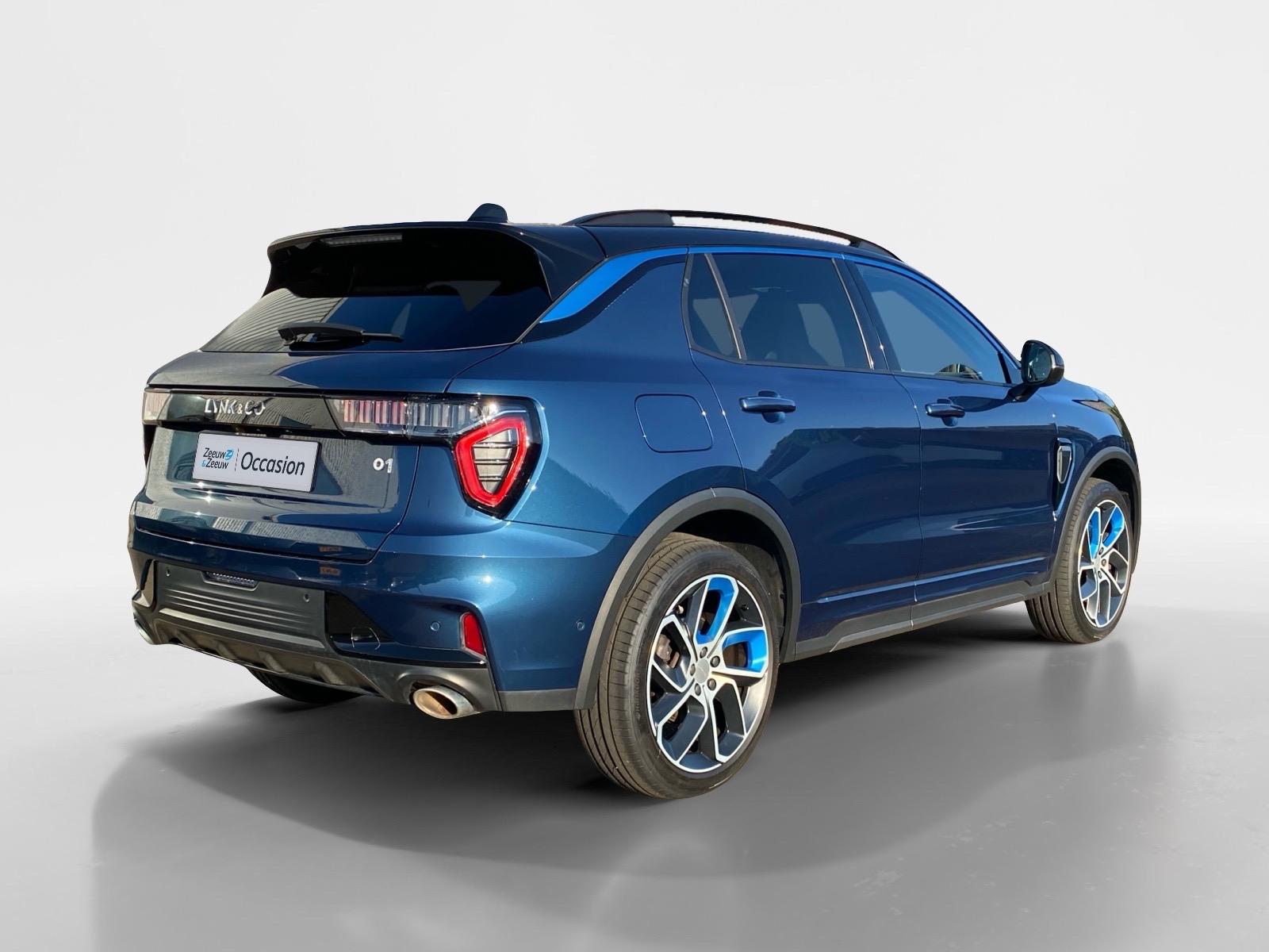 Lynk & Co 01