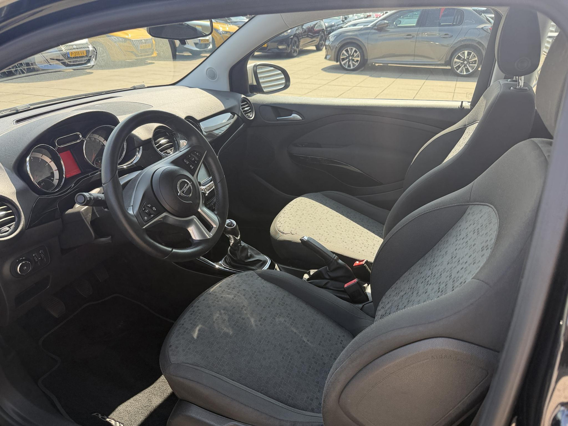 Opel Adam