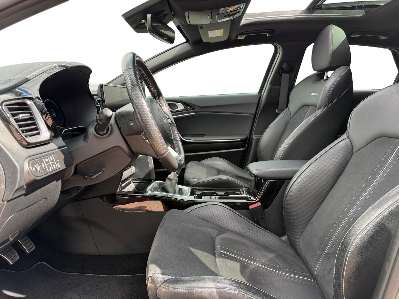 Kia Proceed
