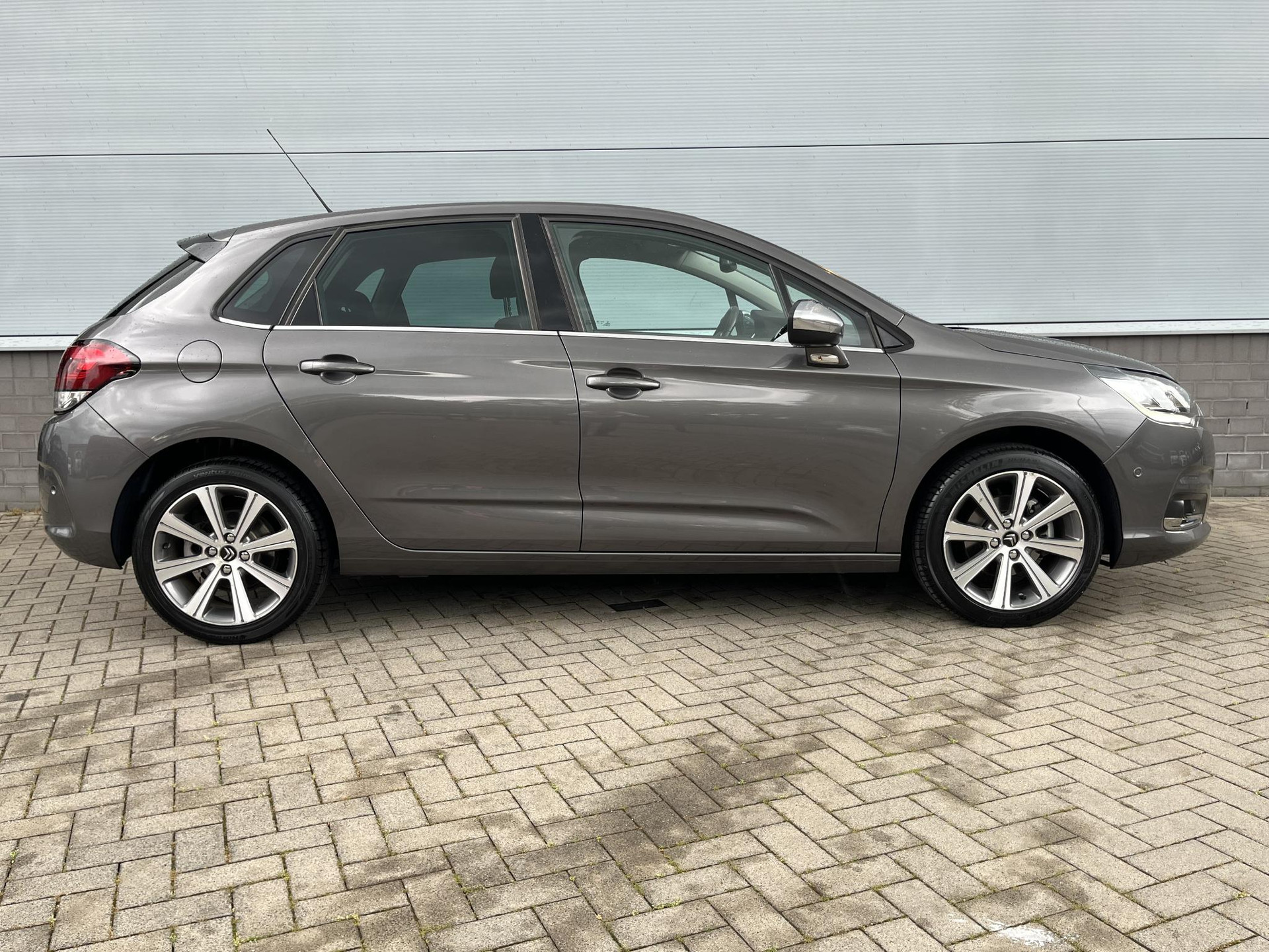 Citroën C4