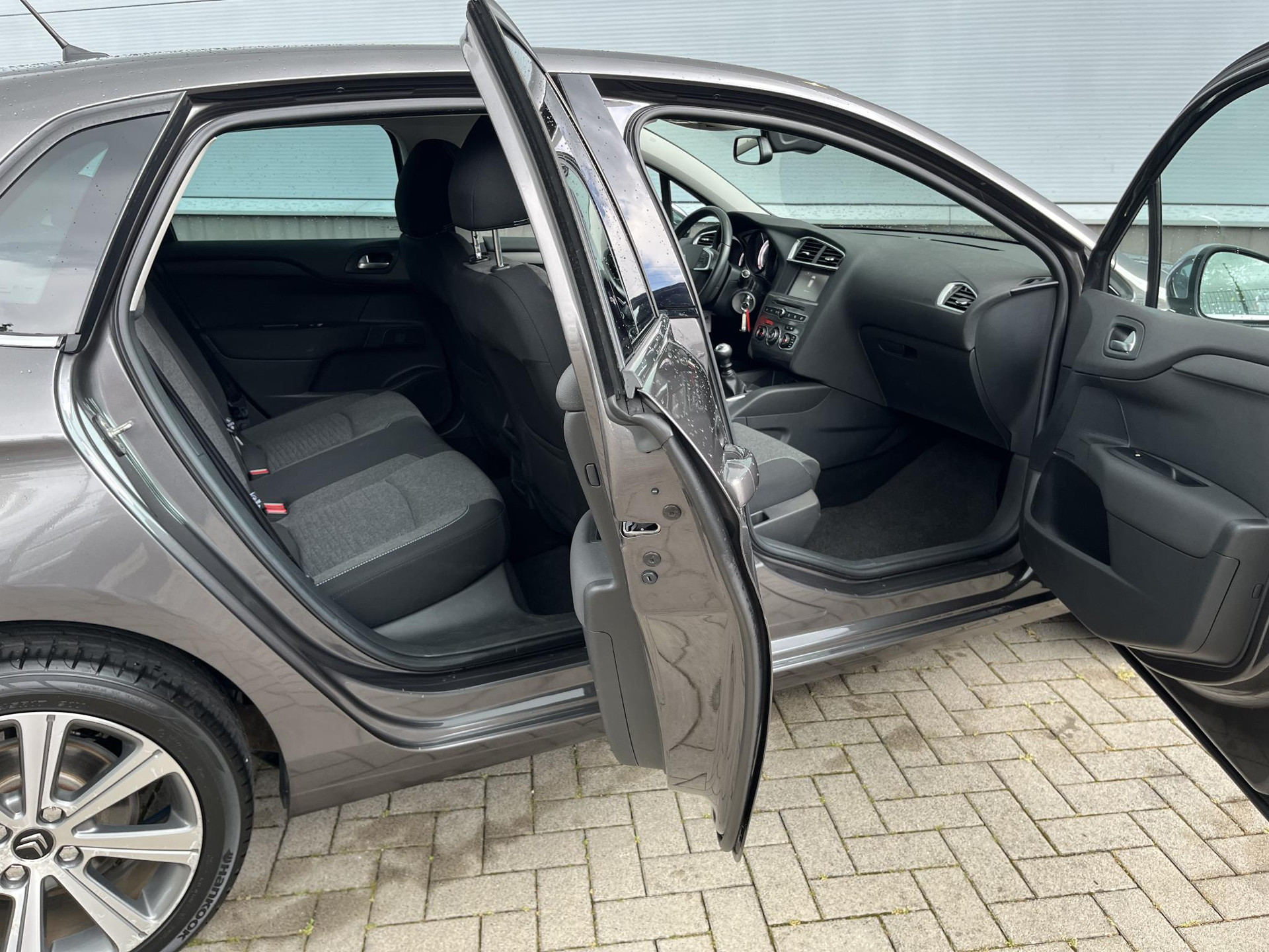 Citroën C4