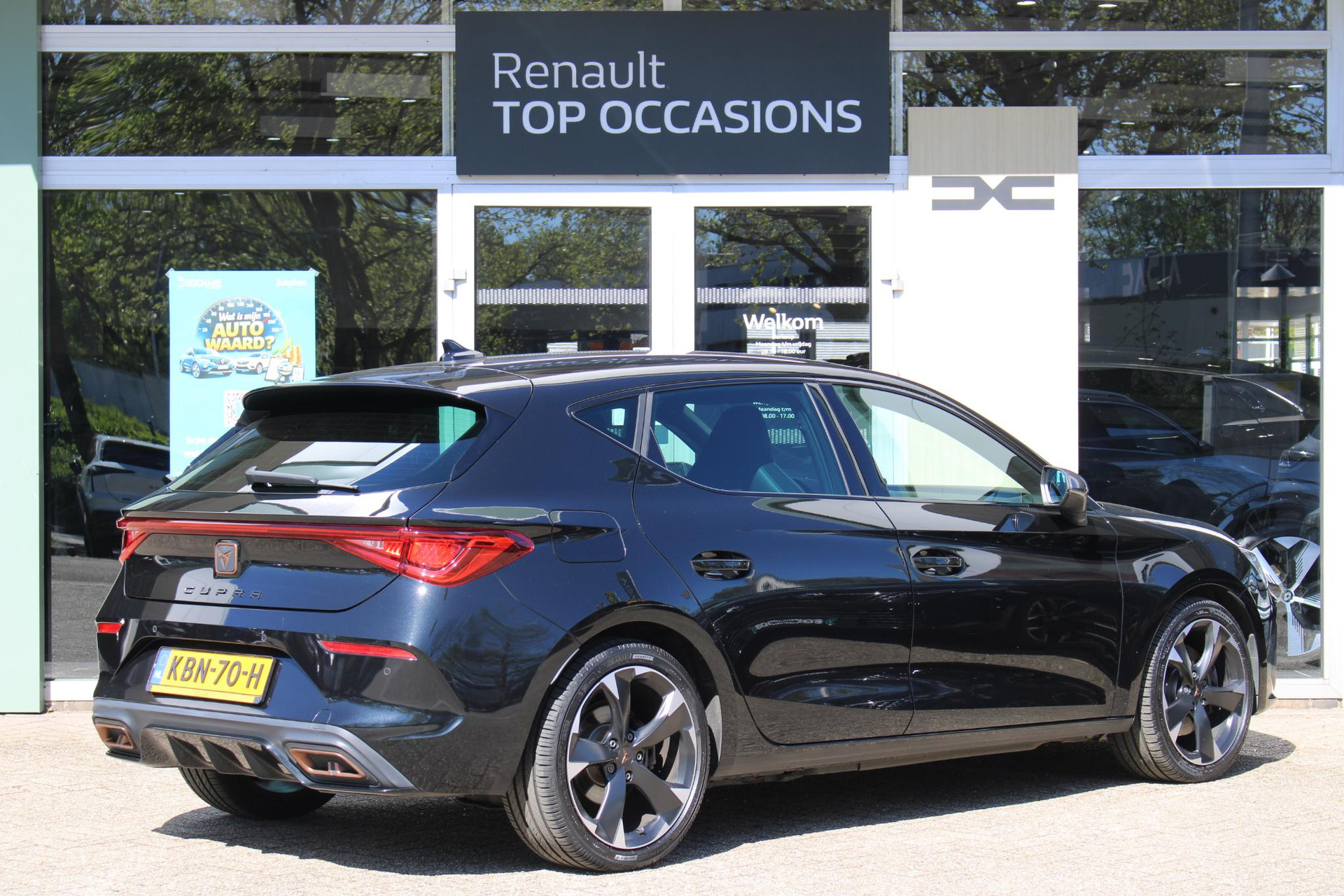 Cupra León