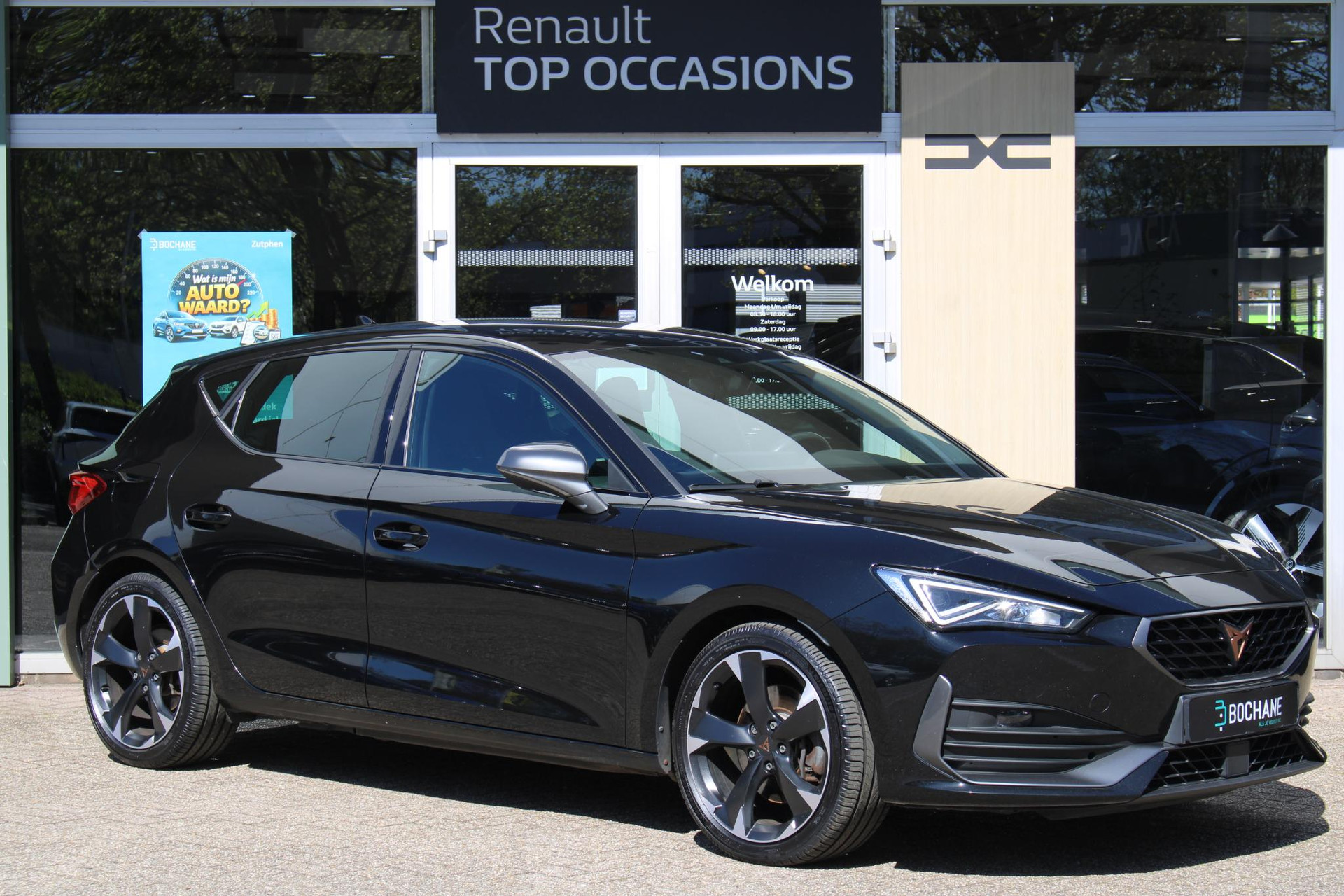 Cupra León