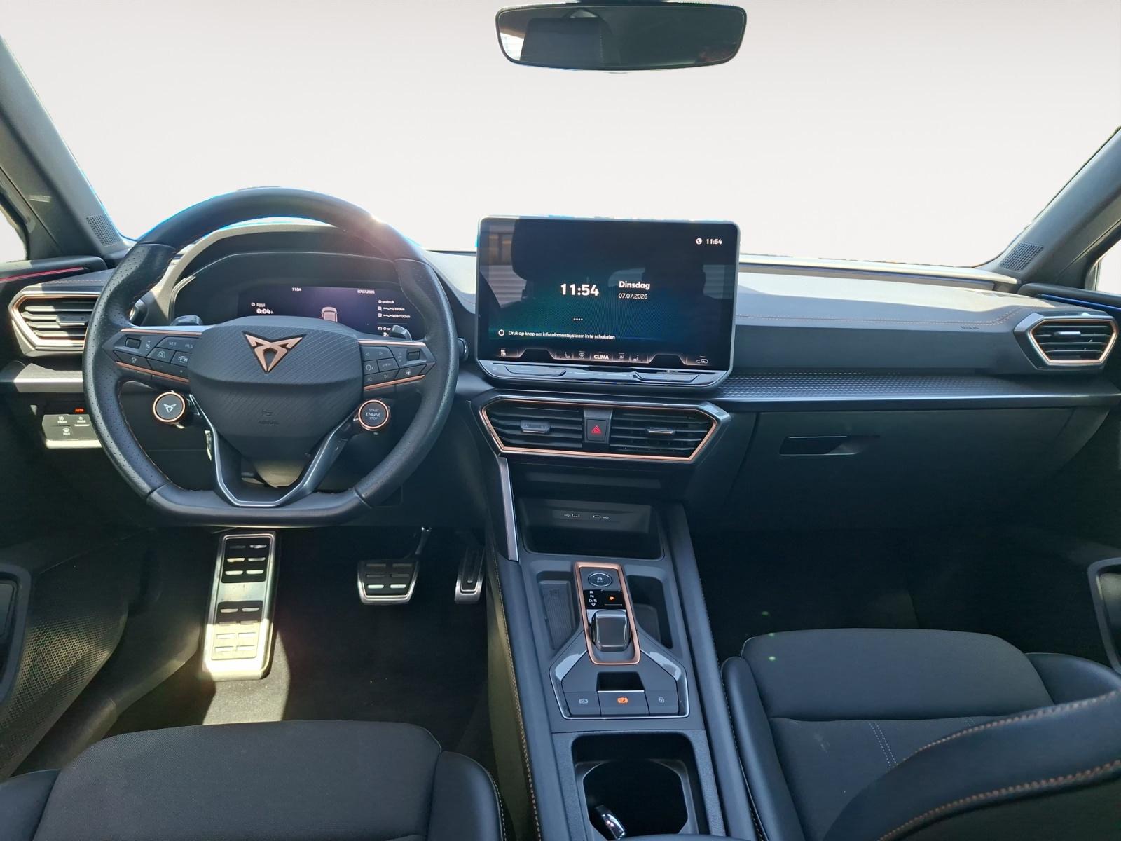 Cupra León