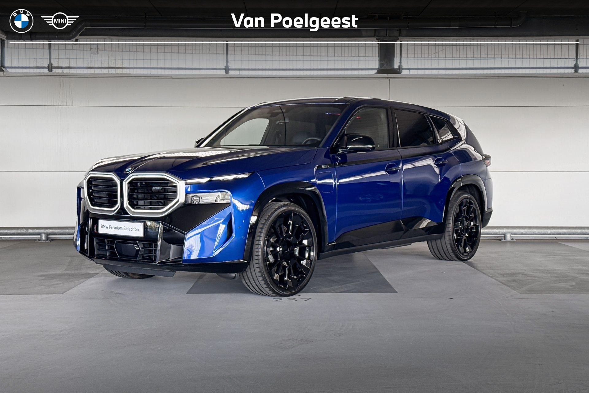 BMW XM