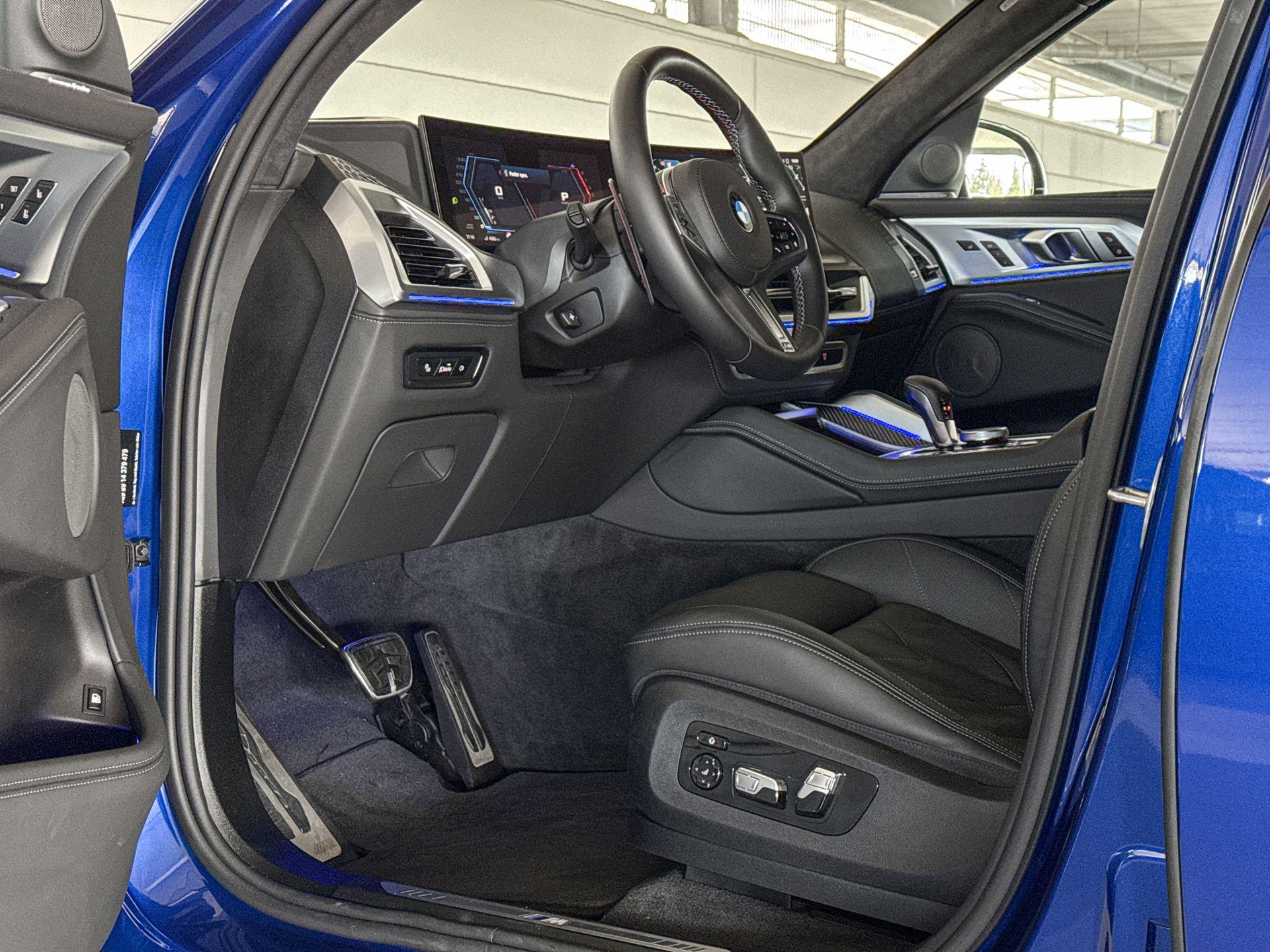 BMW XM