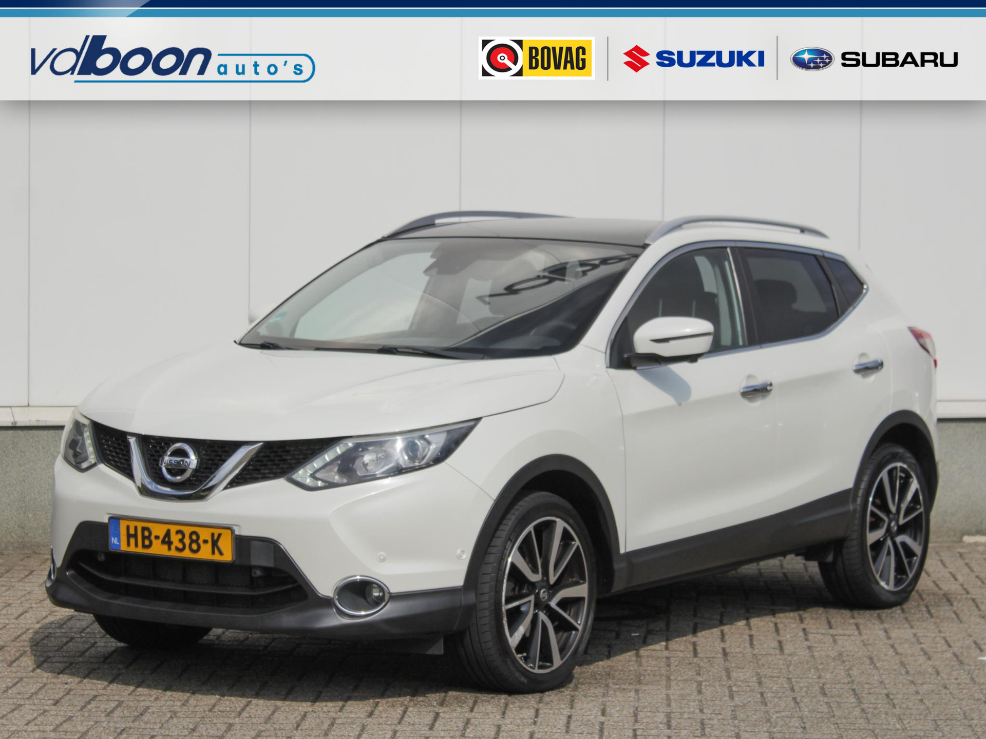 Nissan QASHQAI 1.2 Tekna Automaat | Leder | Panodak | Trekhaak
