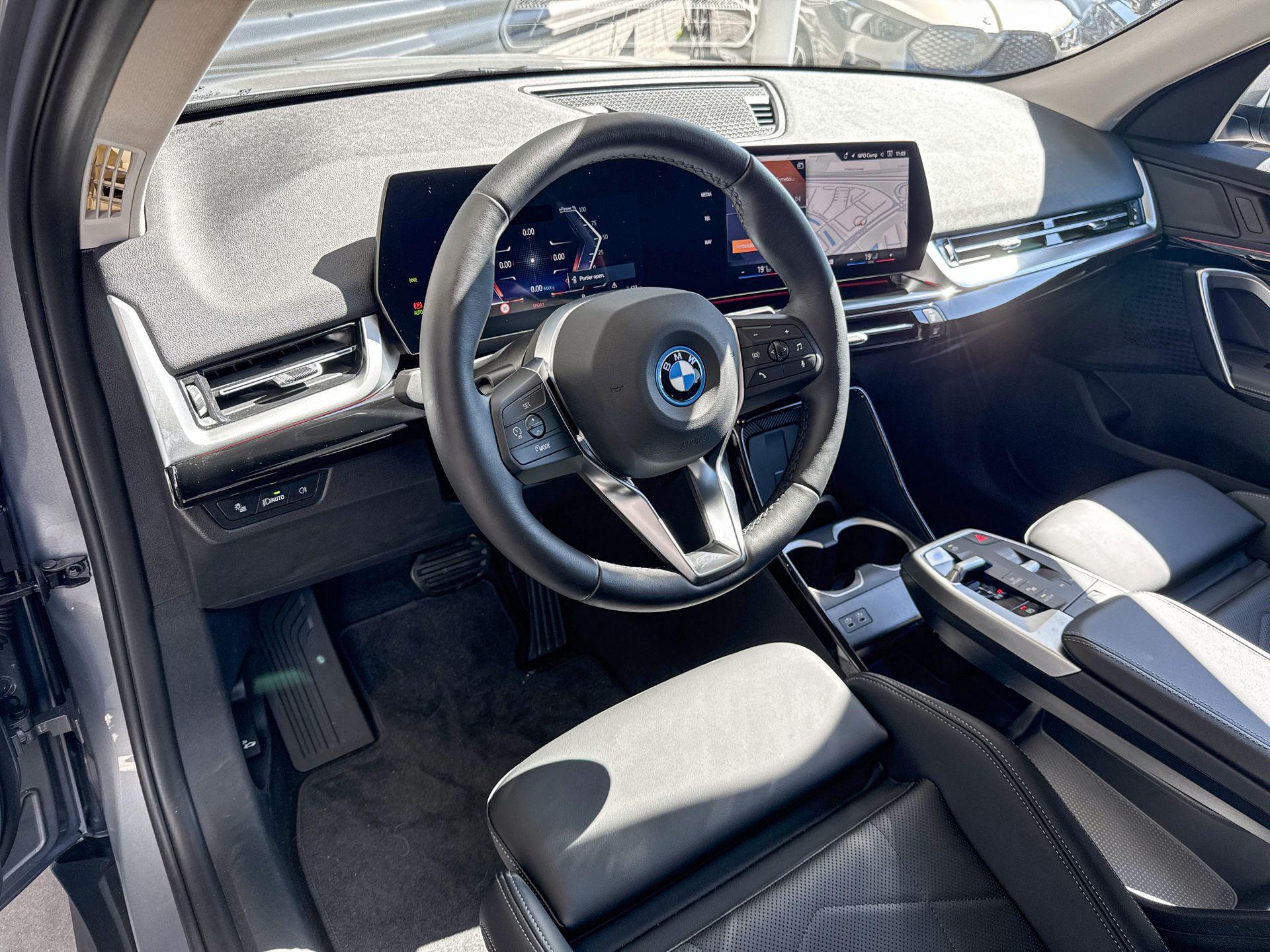 BMW iX2