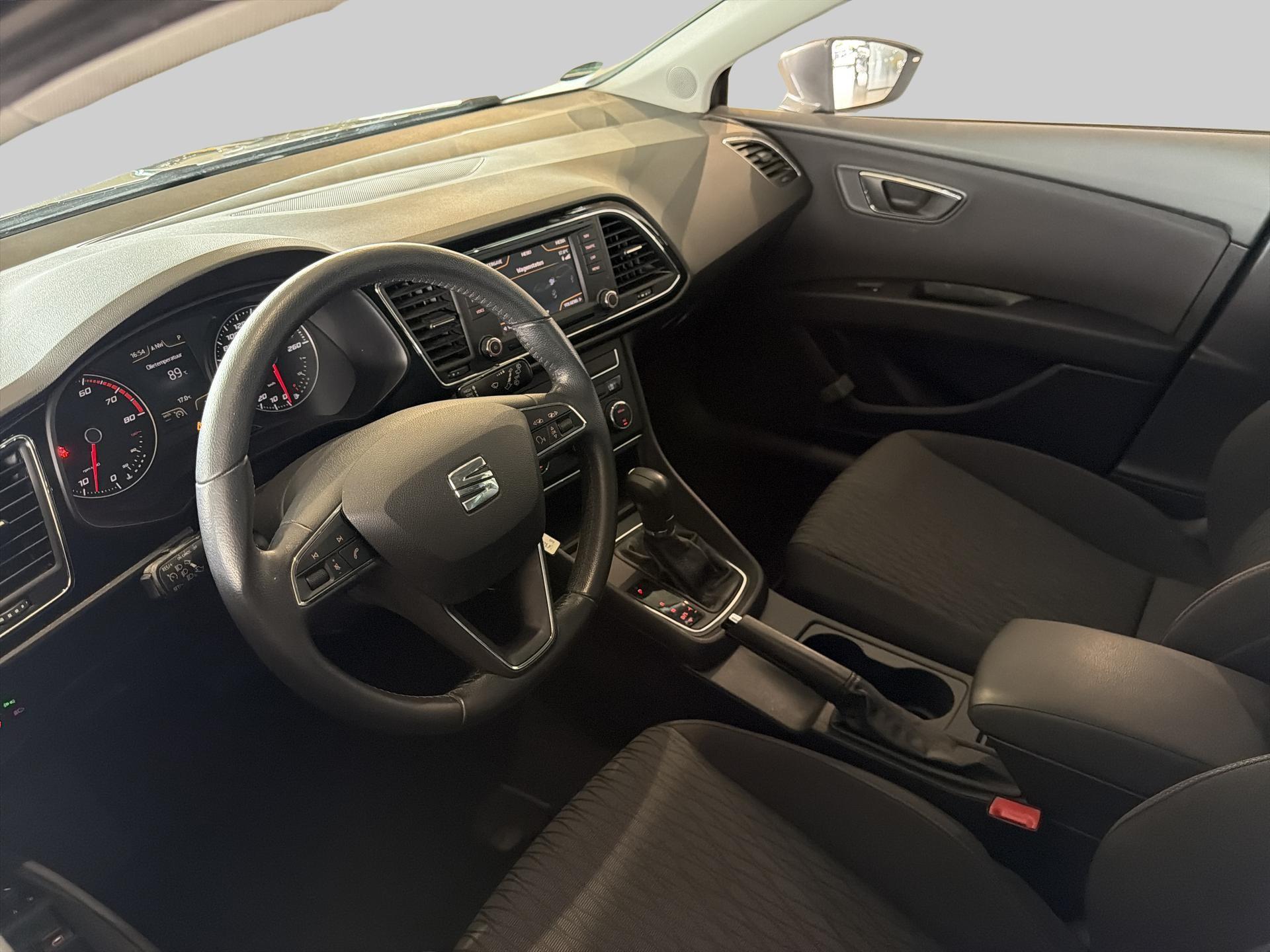 SEAT León