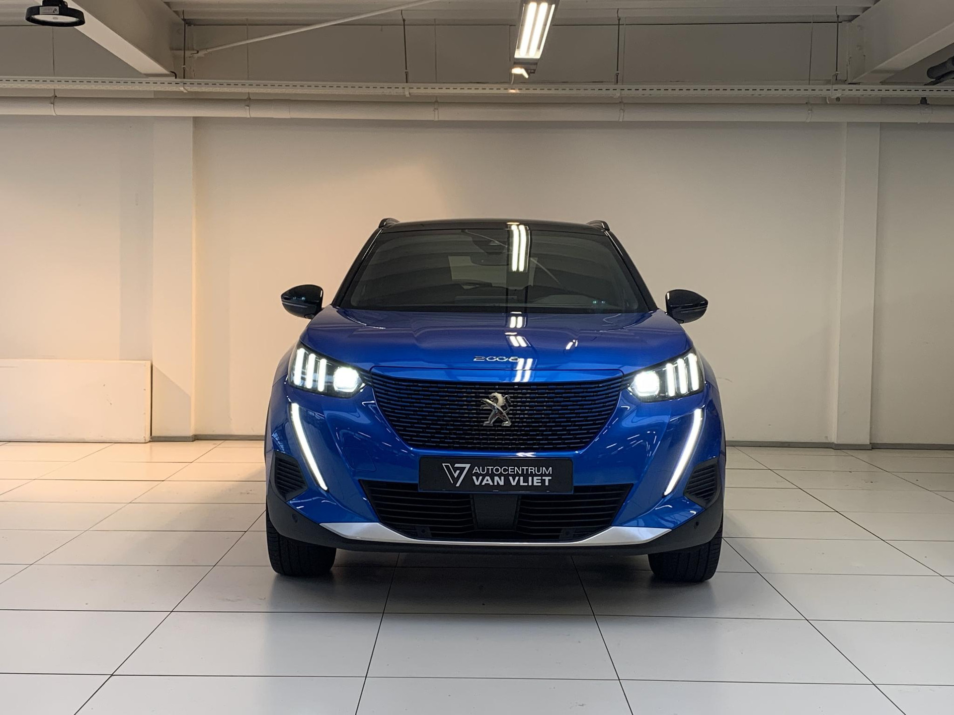 Peugeot e-2008