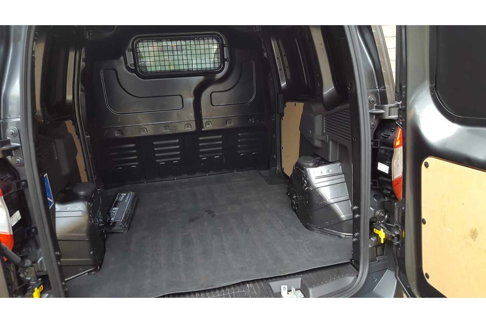 Ford Transit Courier