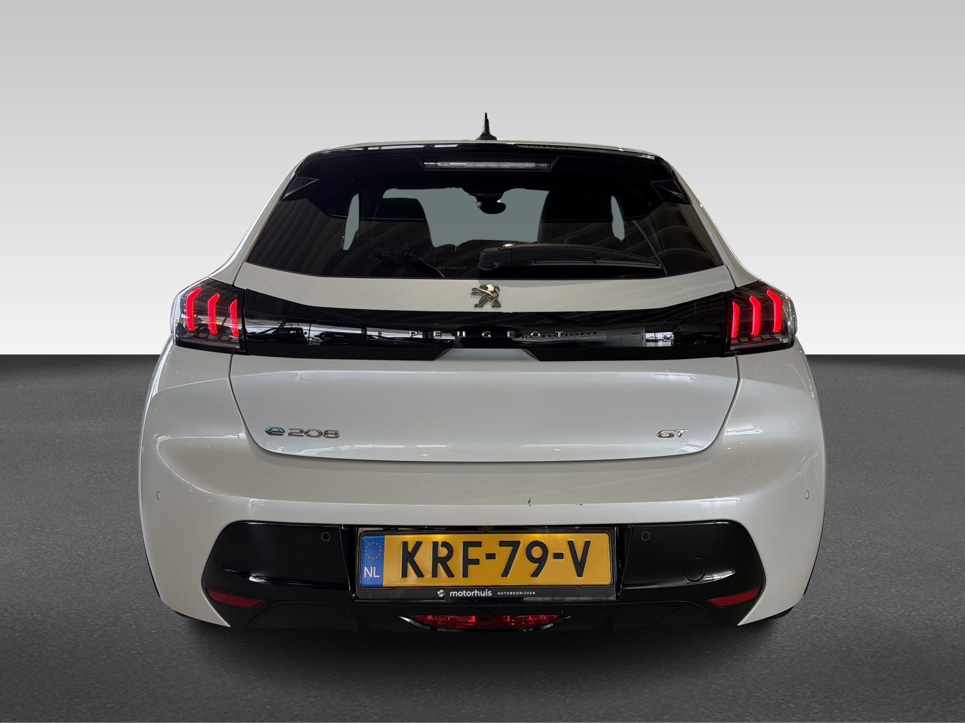 Peugeot e-208