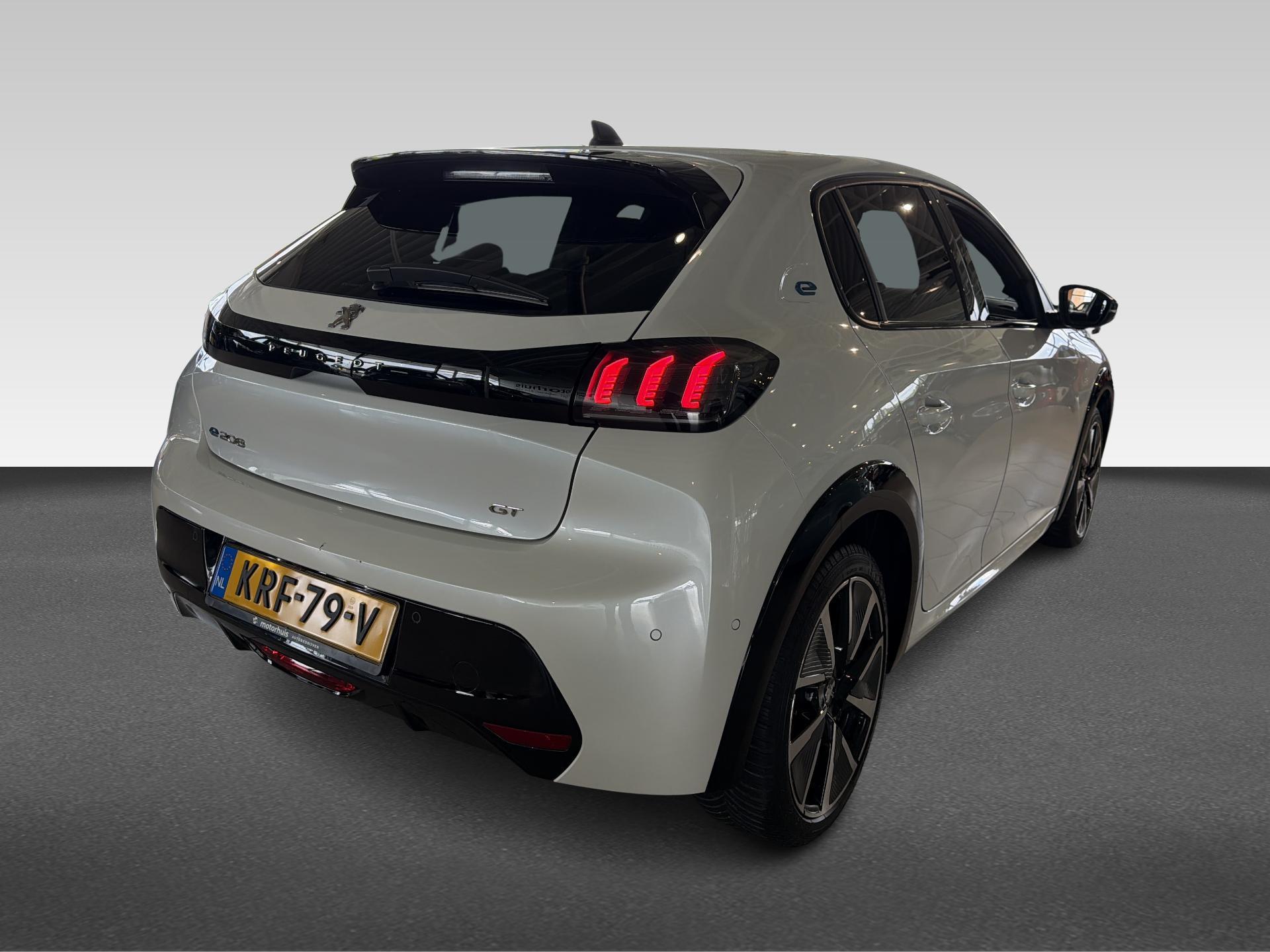 Peugeot e-208