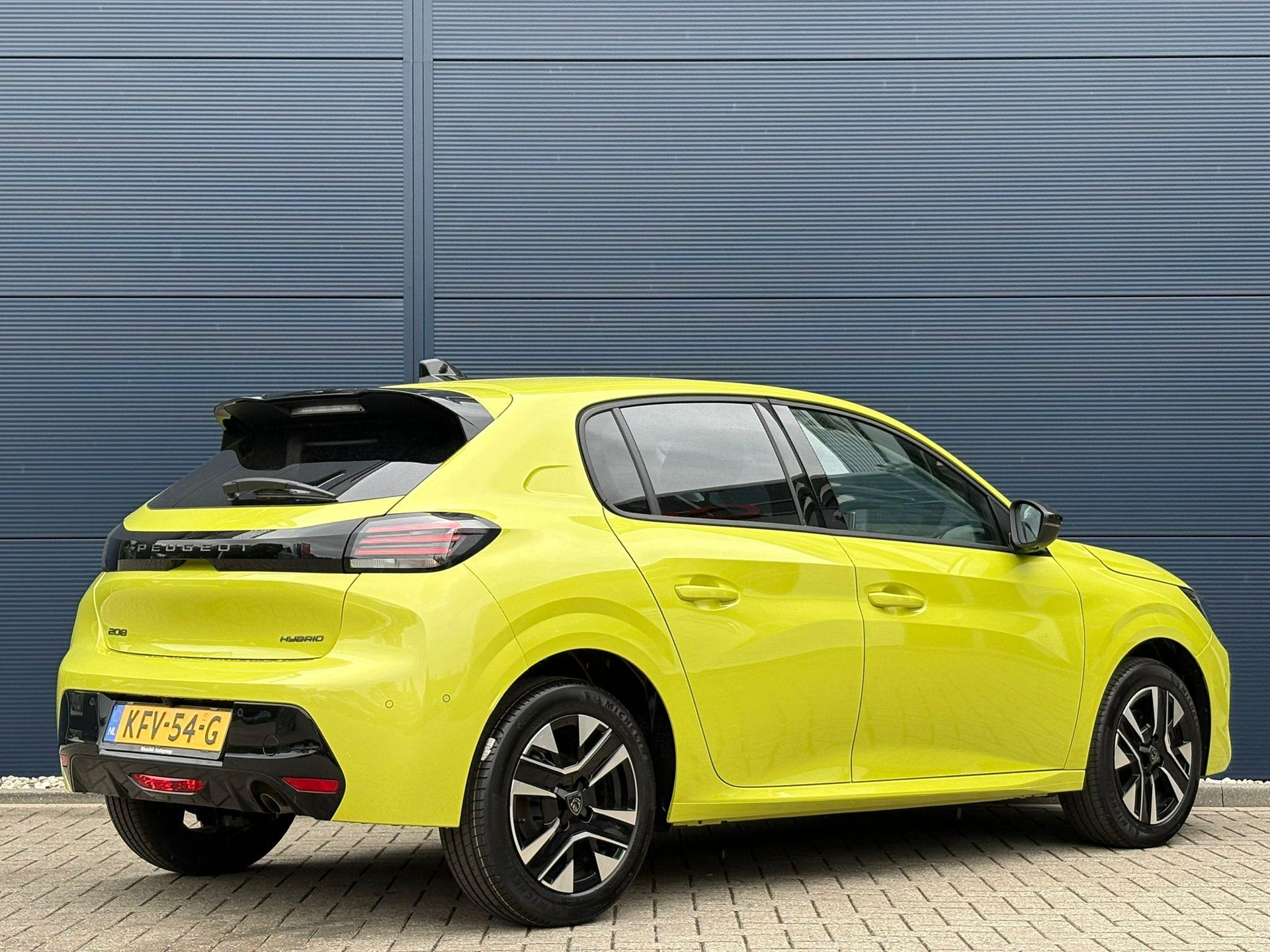 Peugeot 208