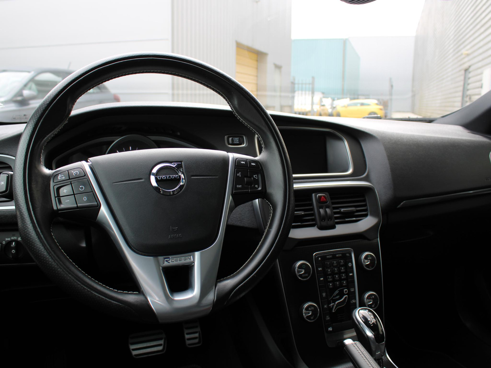 Volvo V40
