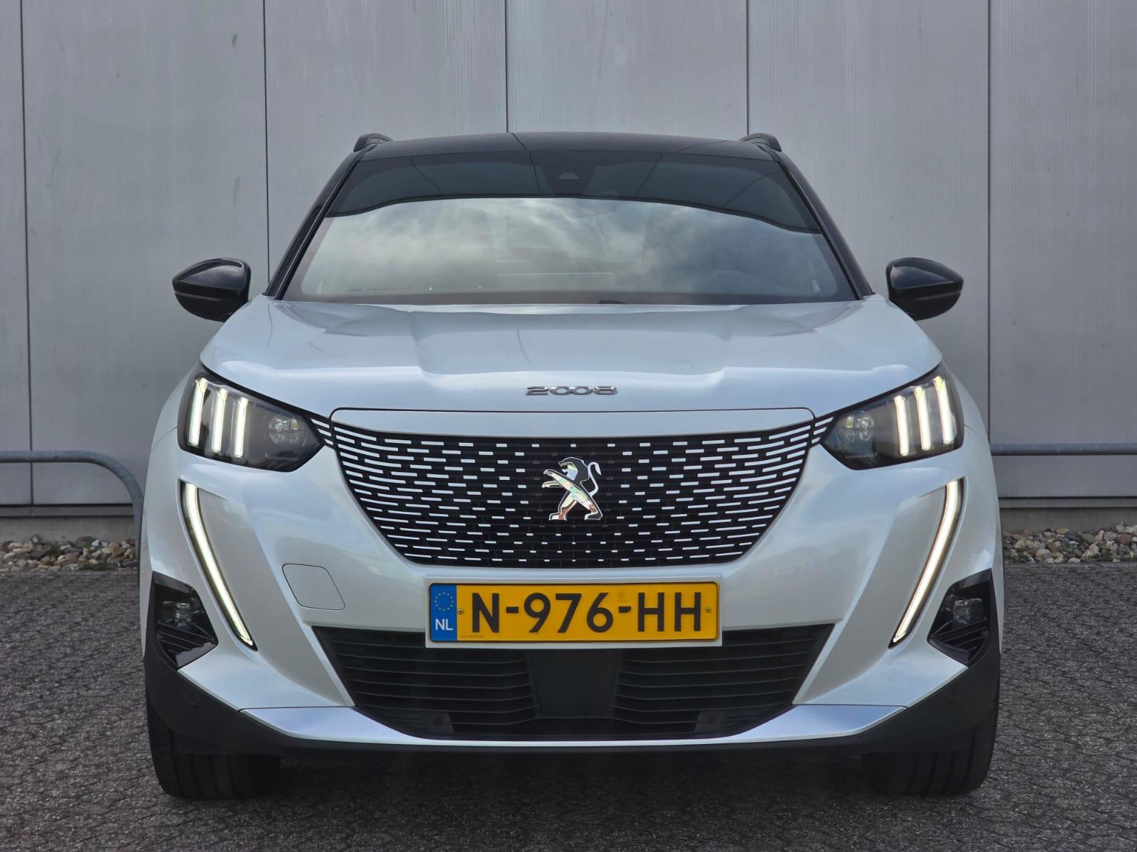 Peugeot e-2008
