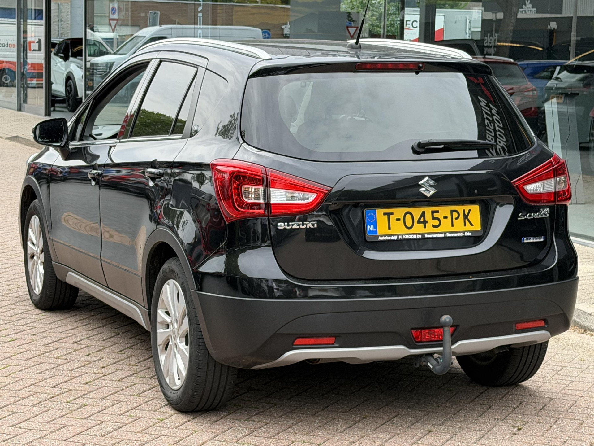 Suzuki S-Cross