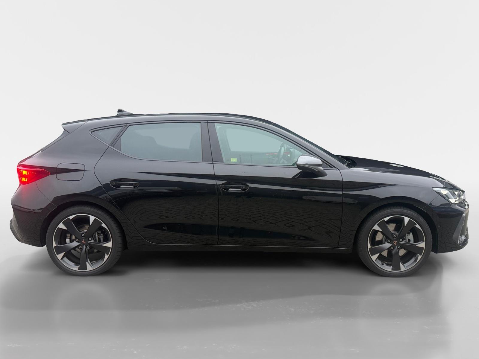 Cupra León