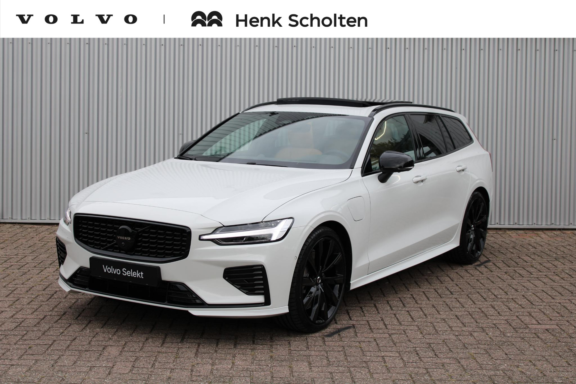 Volvo V60 T6 Automaat Plug-in hybrid AWD Plus Dark 2026, foto 1