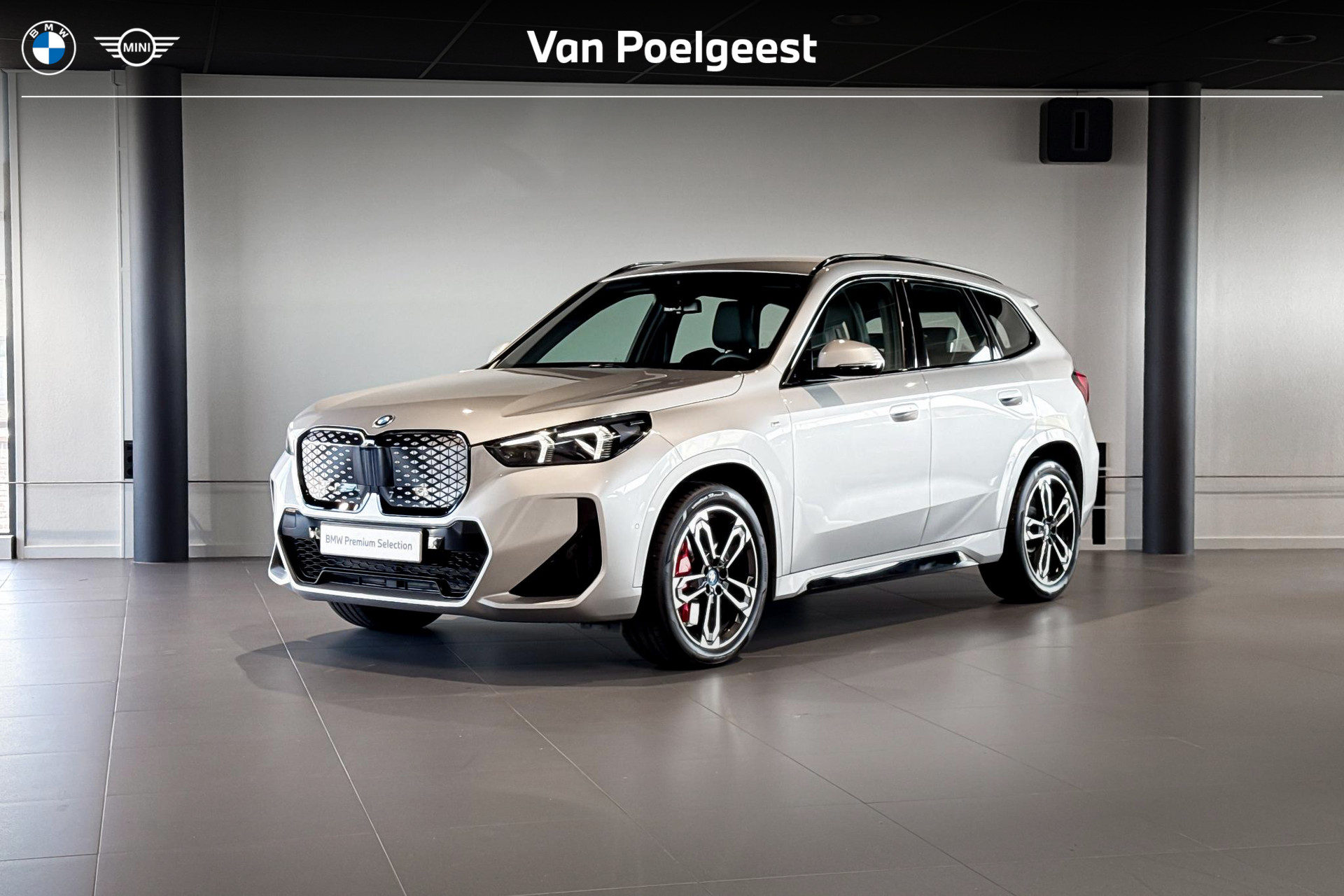 BMW iX1