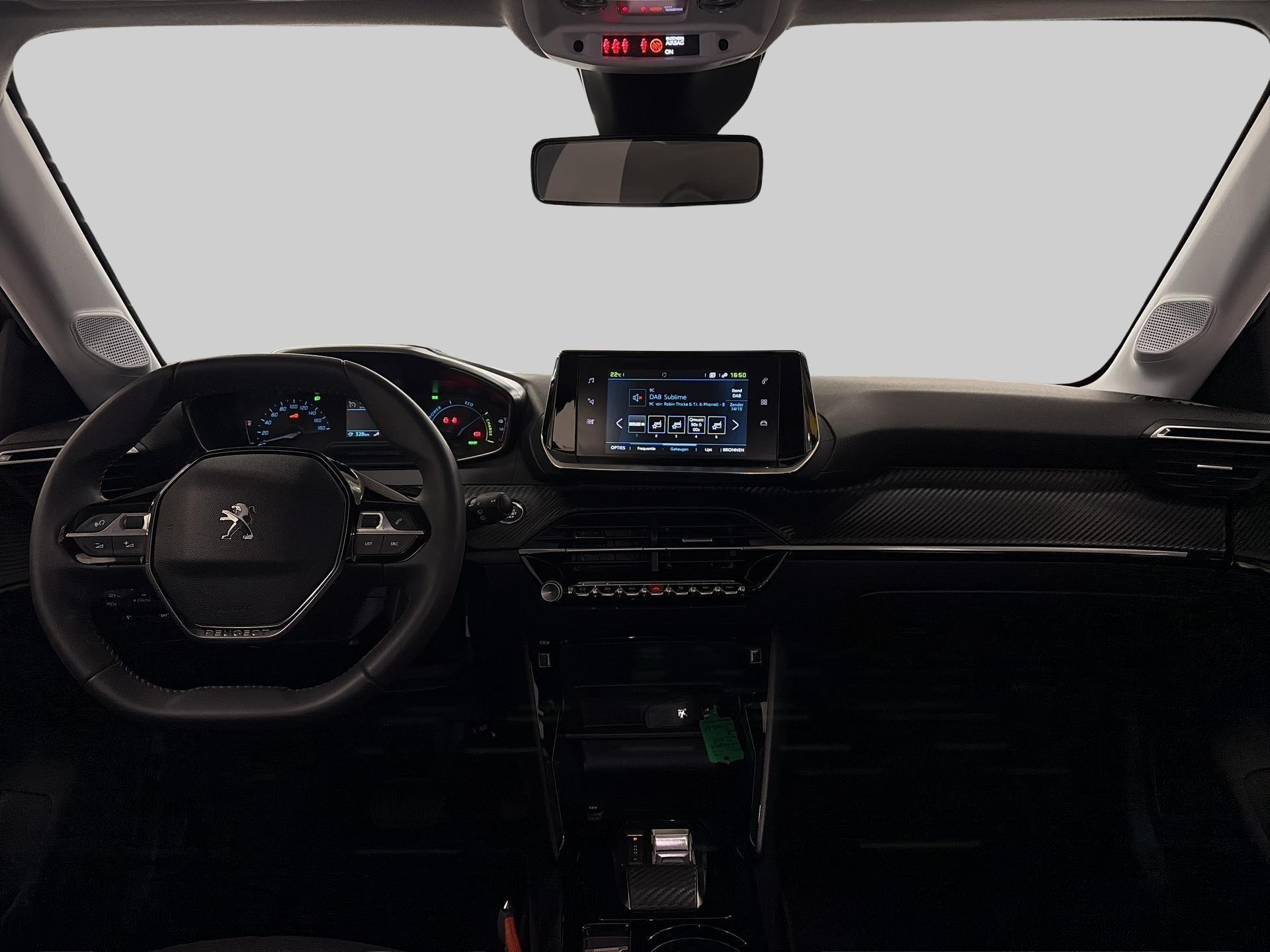 Peugeot e-208