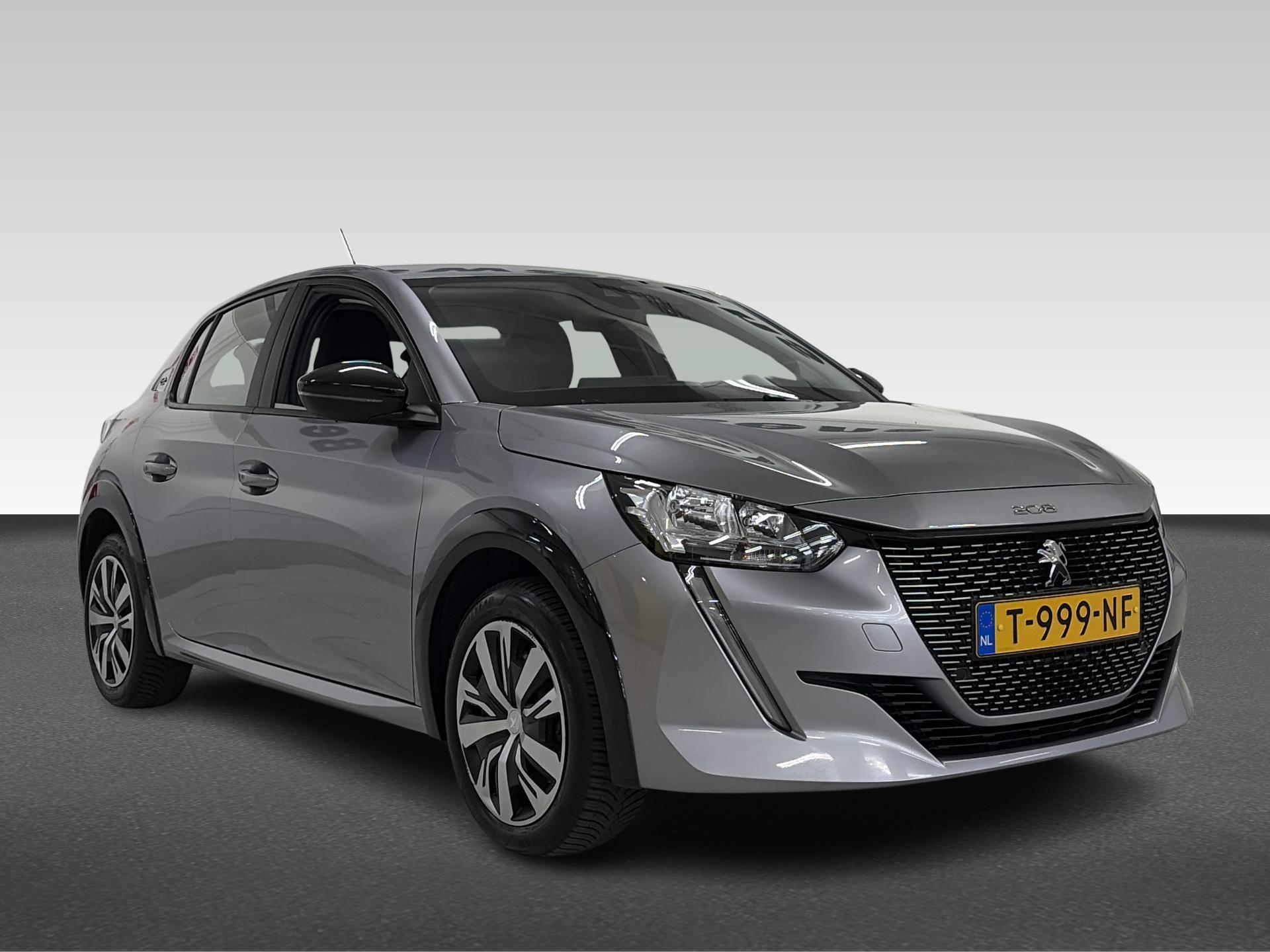 Peugeot e-208