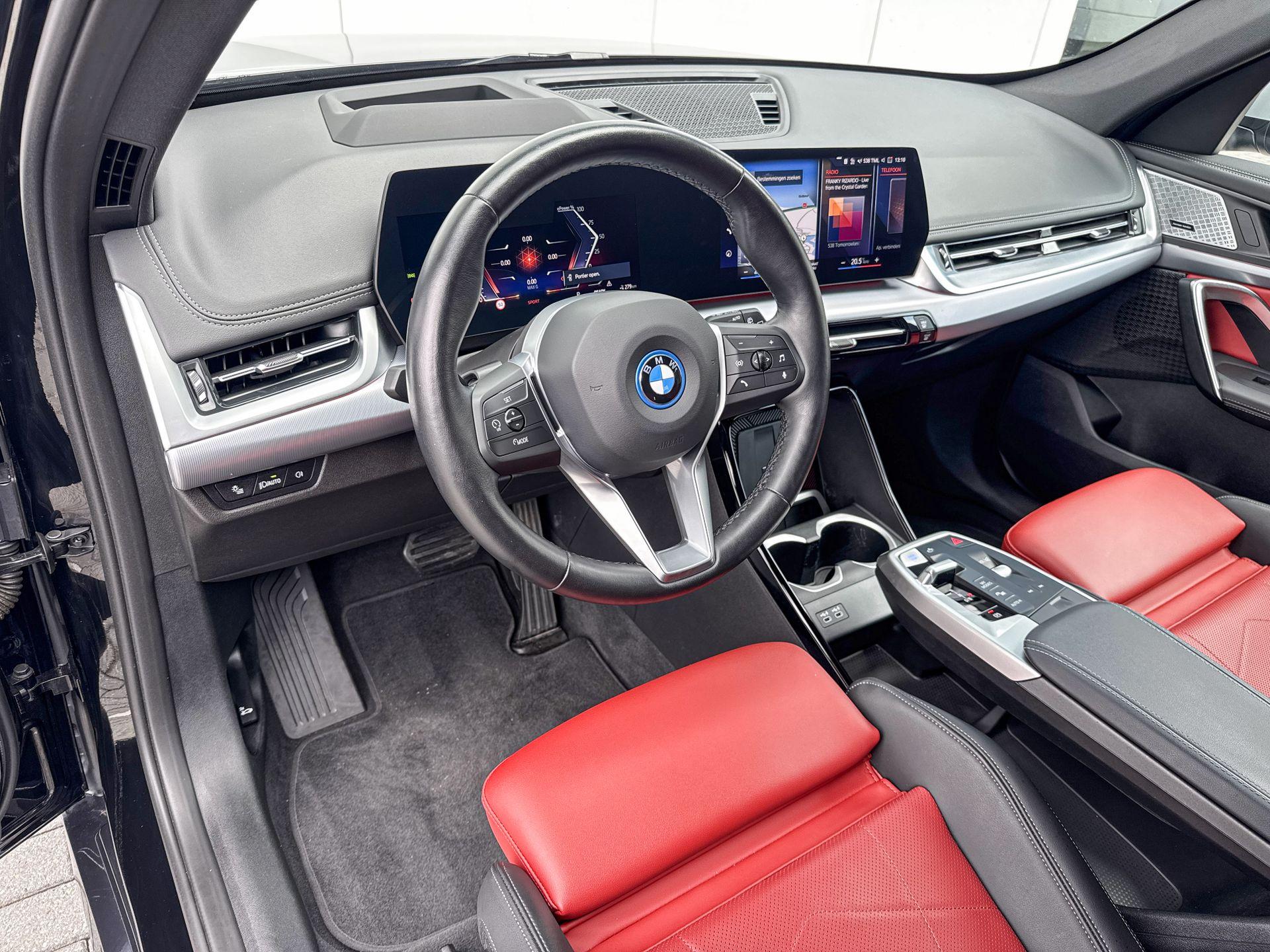 BMW iX1