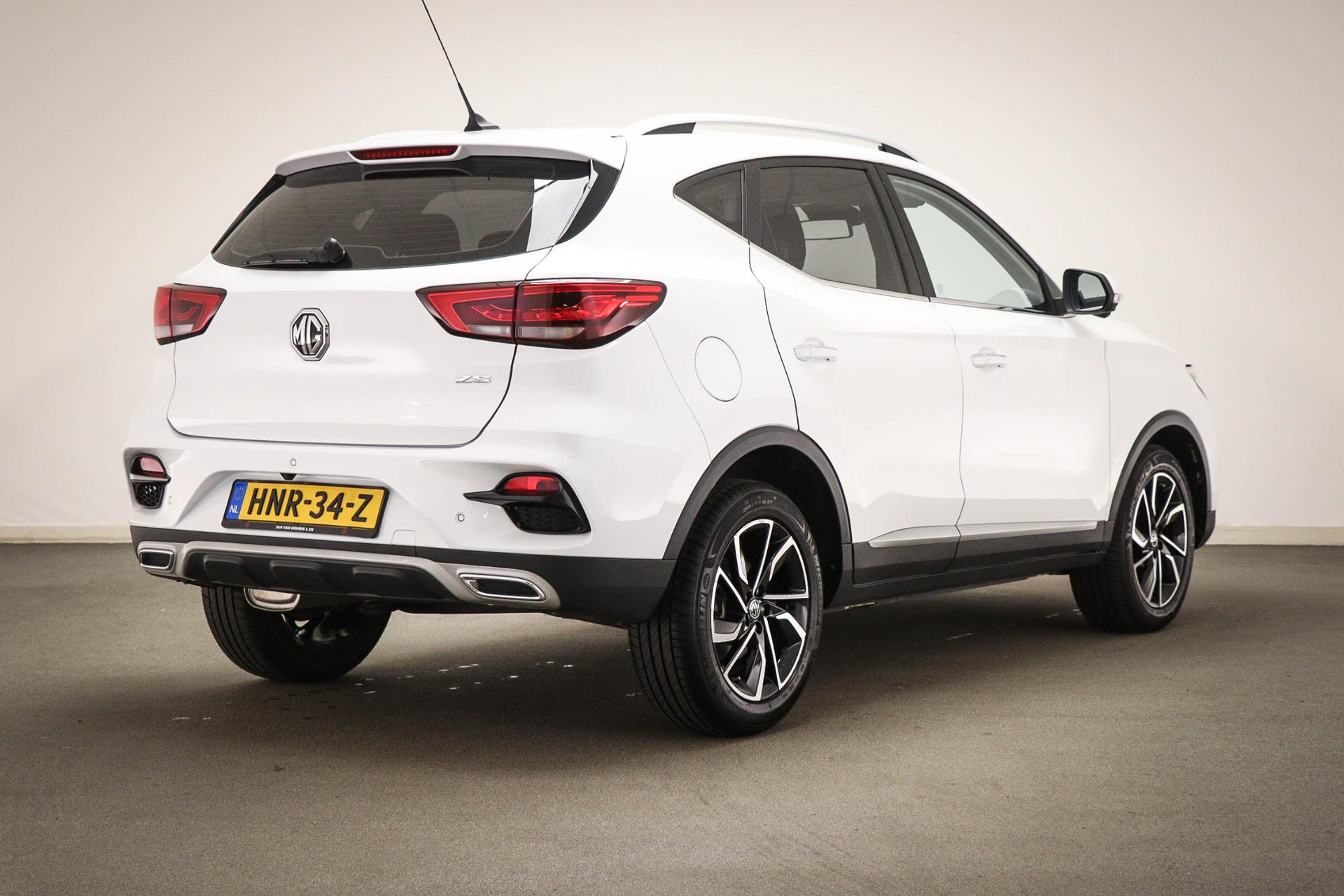 MG ZS
