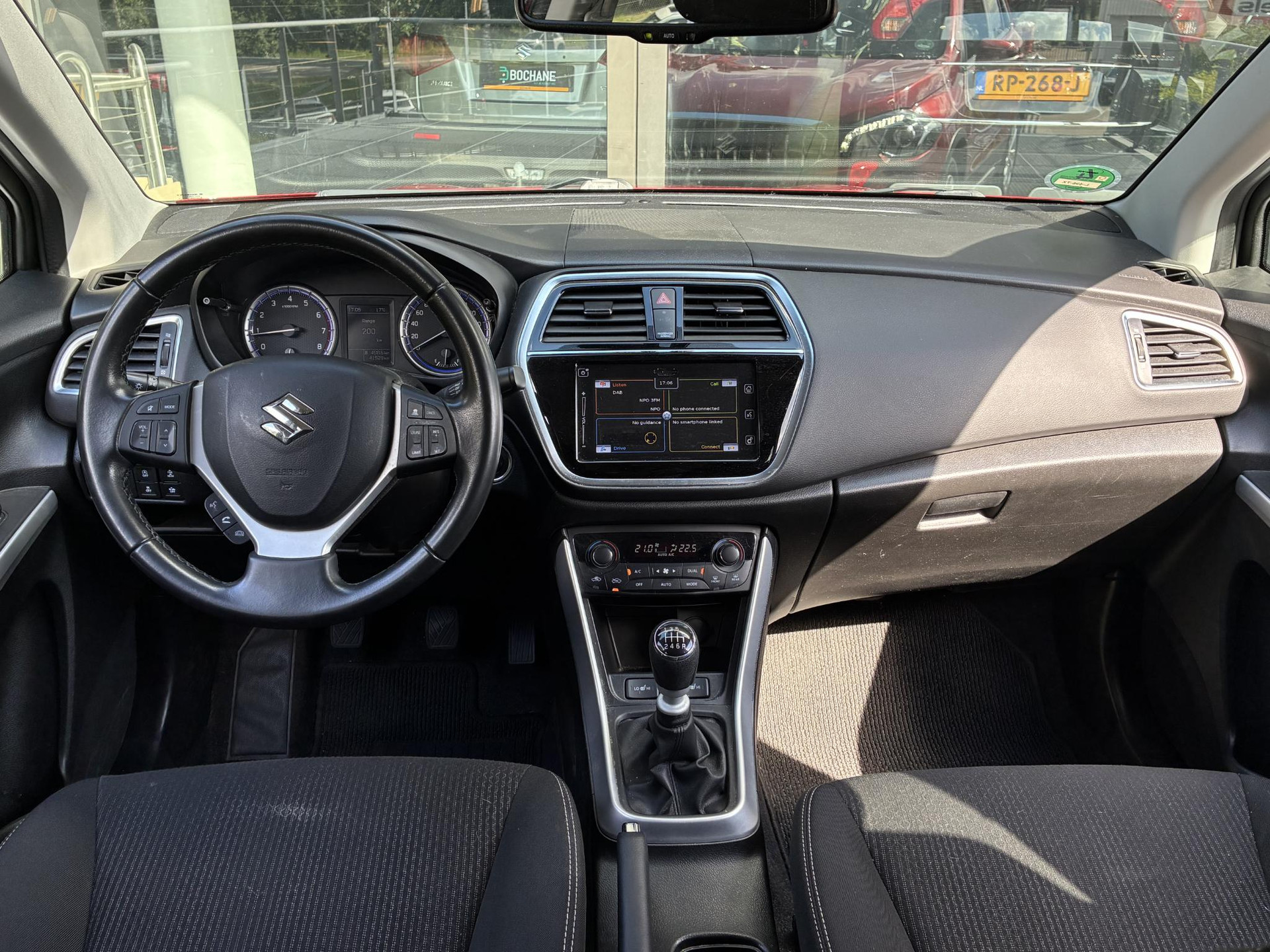 Suzuki S-Cross