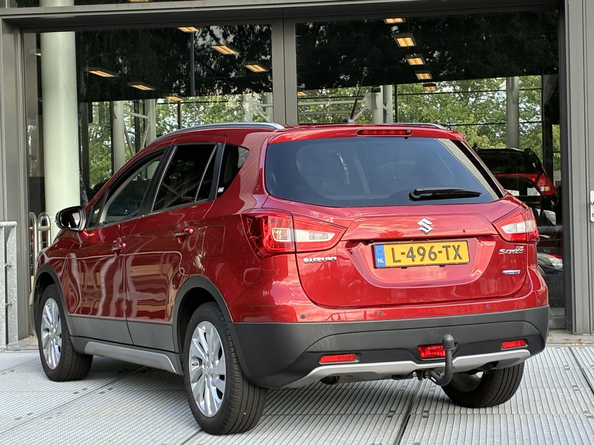 Suzuki S-Cross