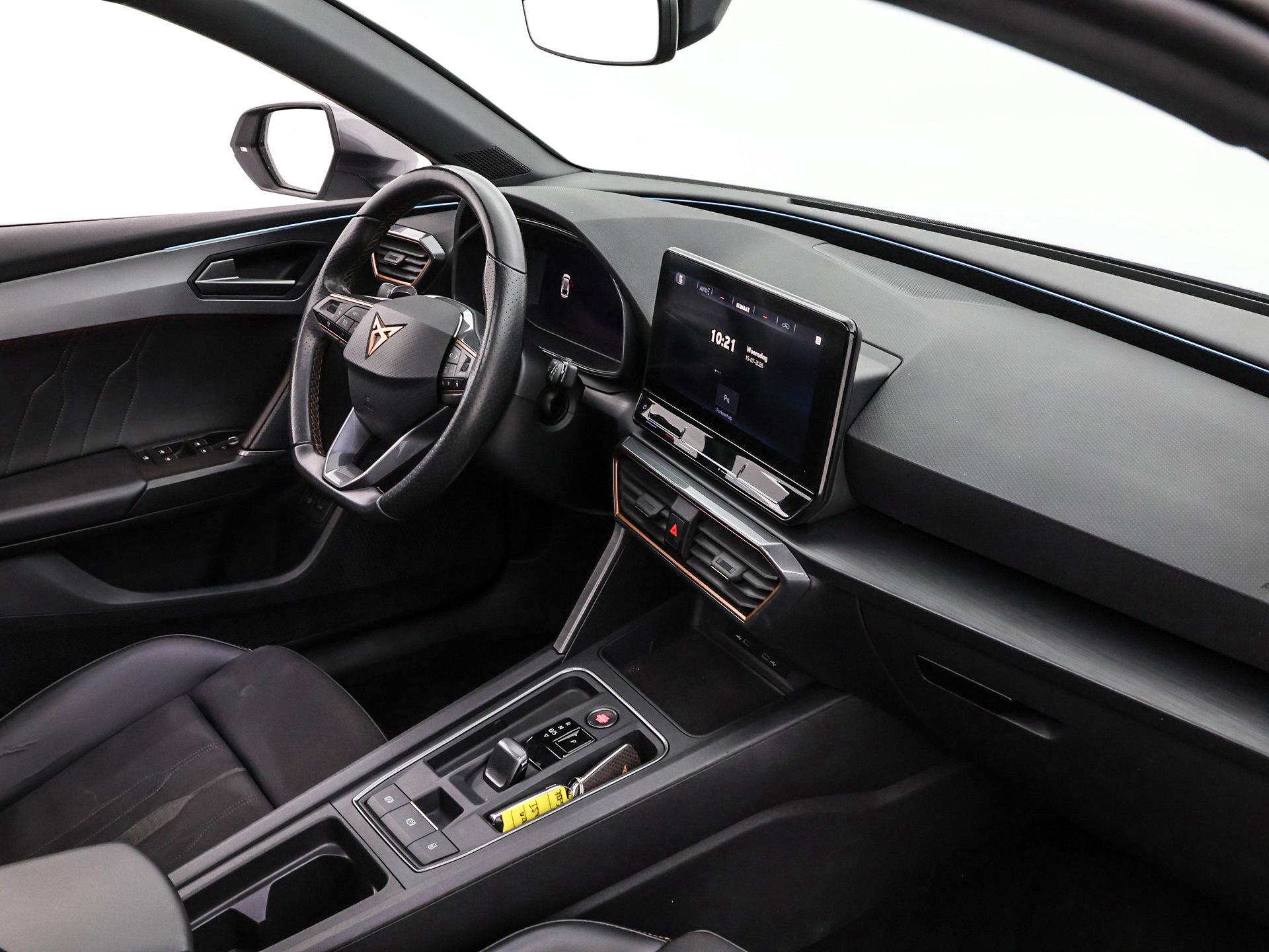 Cupra León