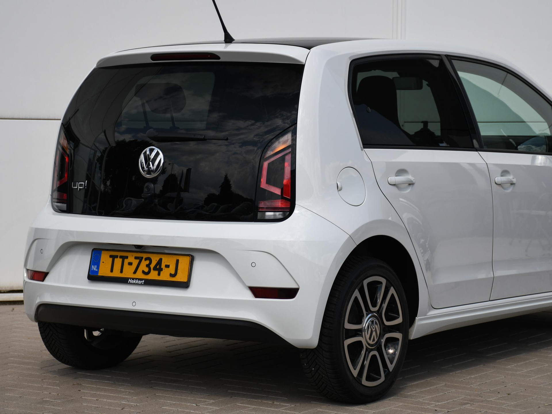 Volkswagen up!