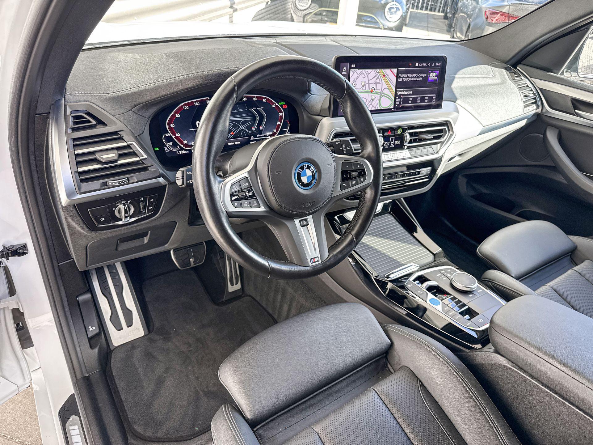 BMW iX3