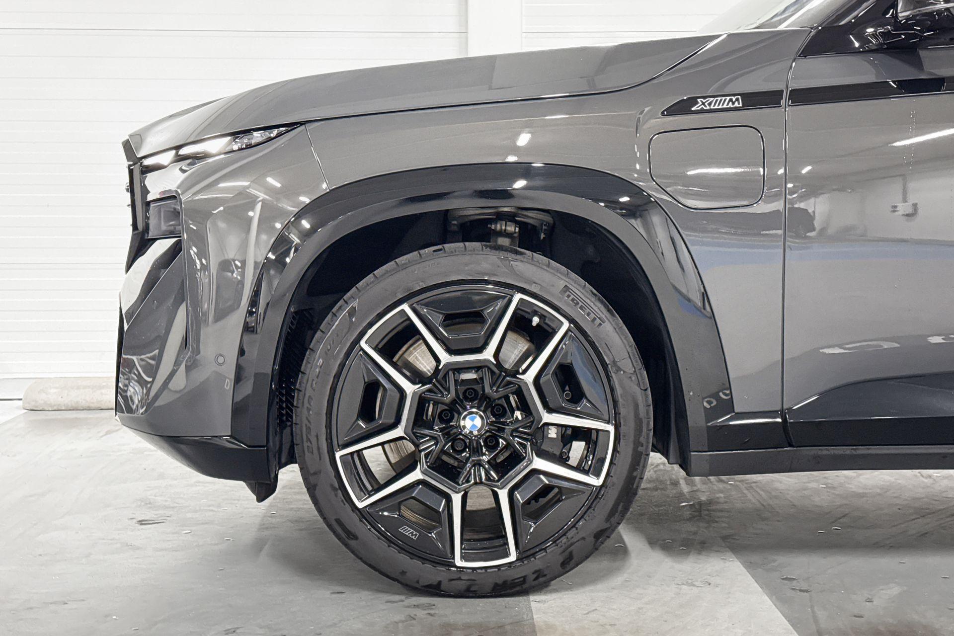 BMW XM
