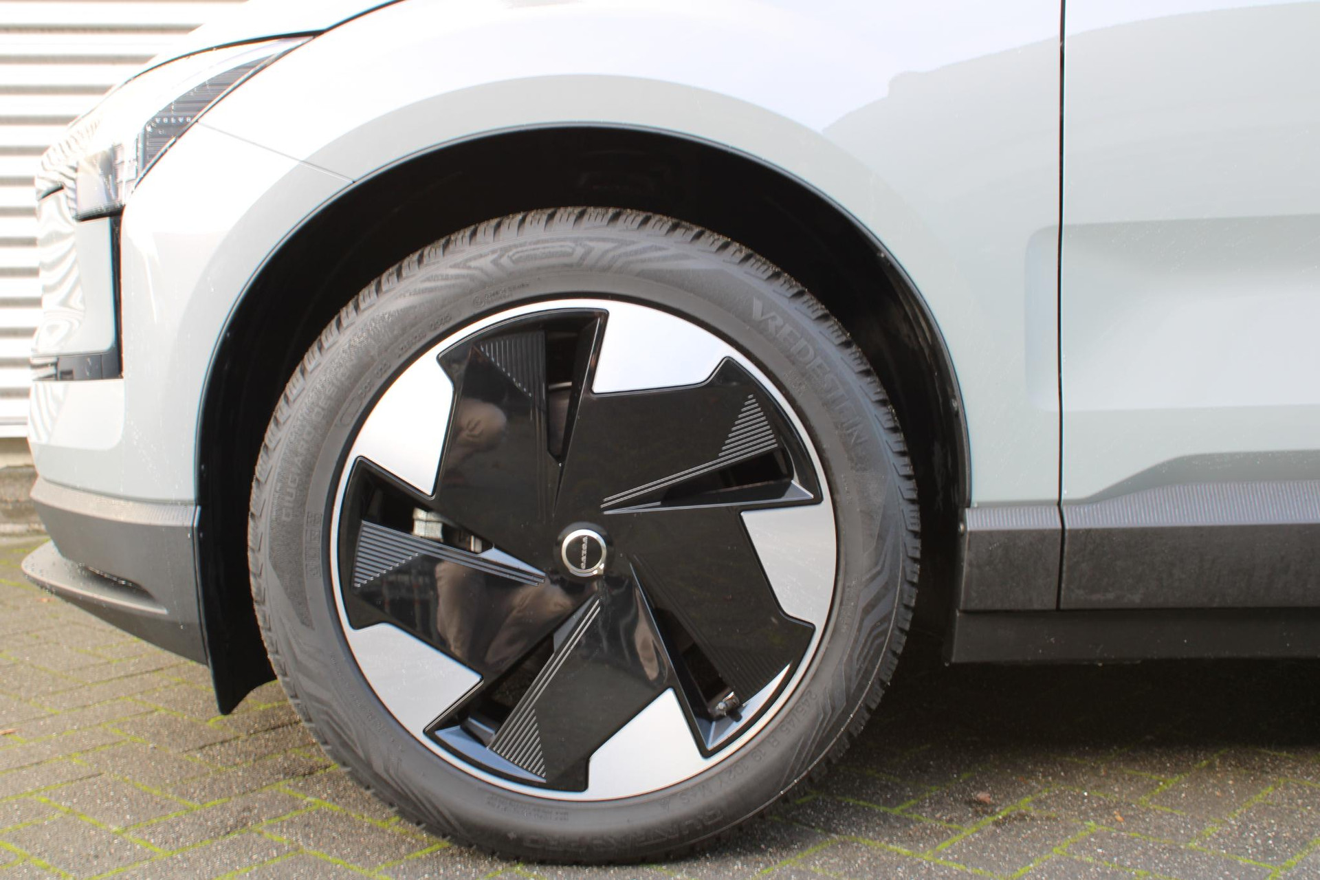 Volvo EX30