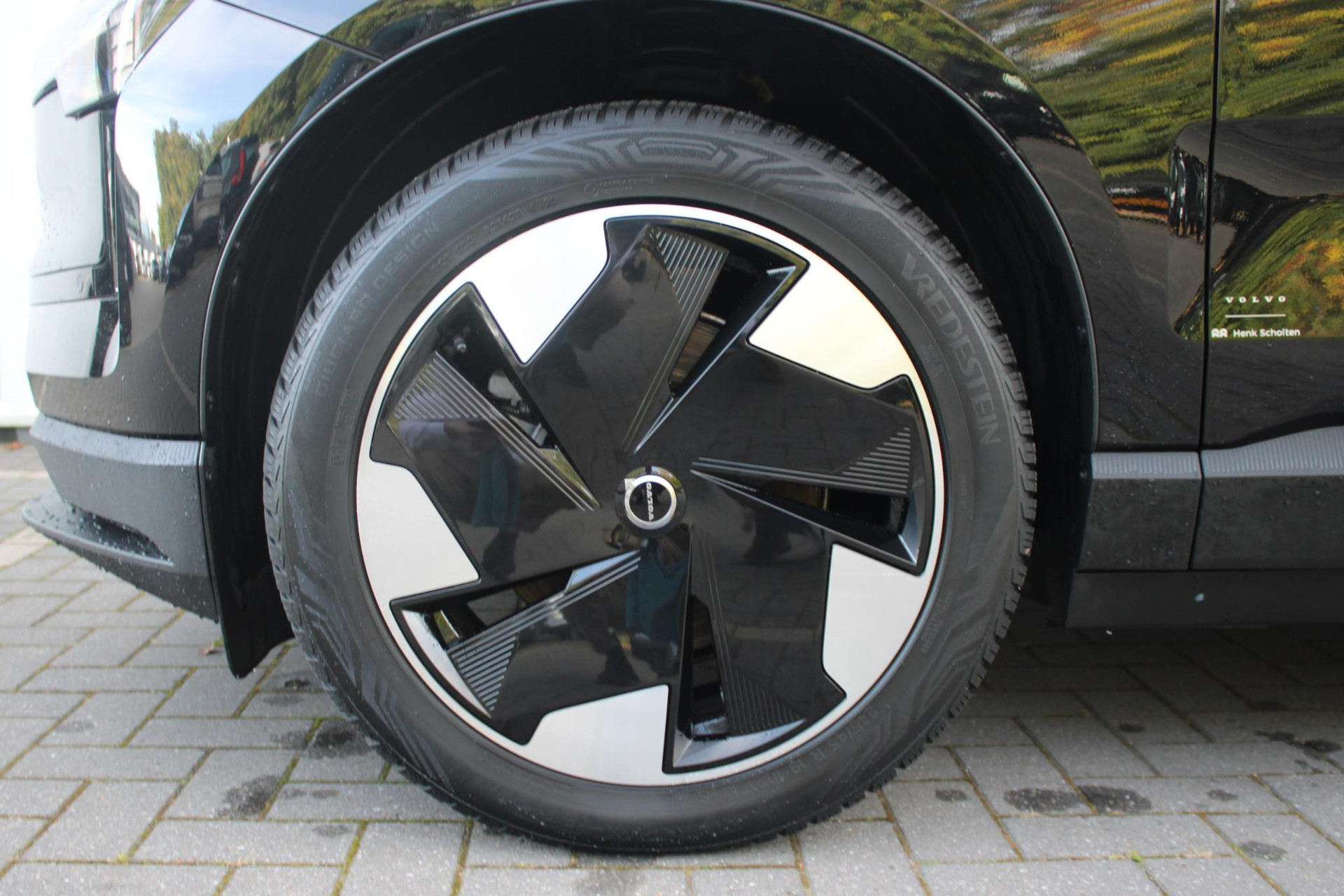 Volvo EX30