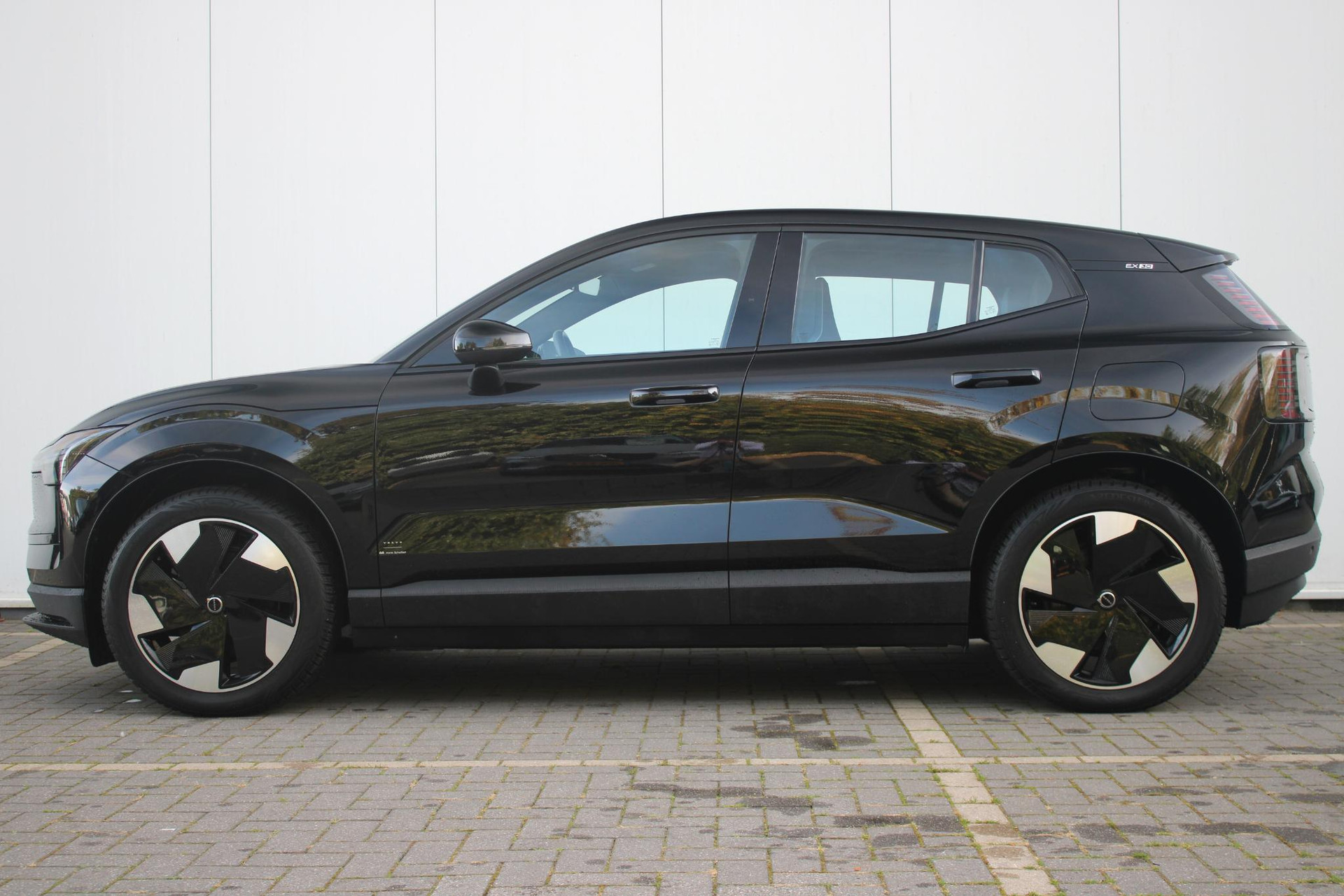 Volvo EX30