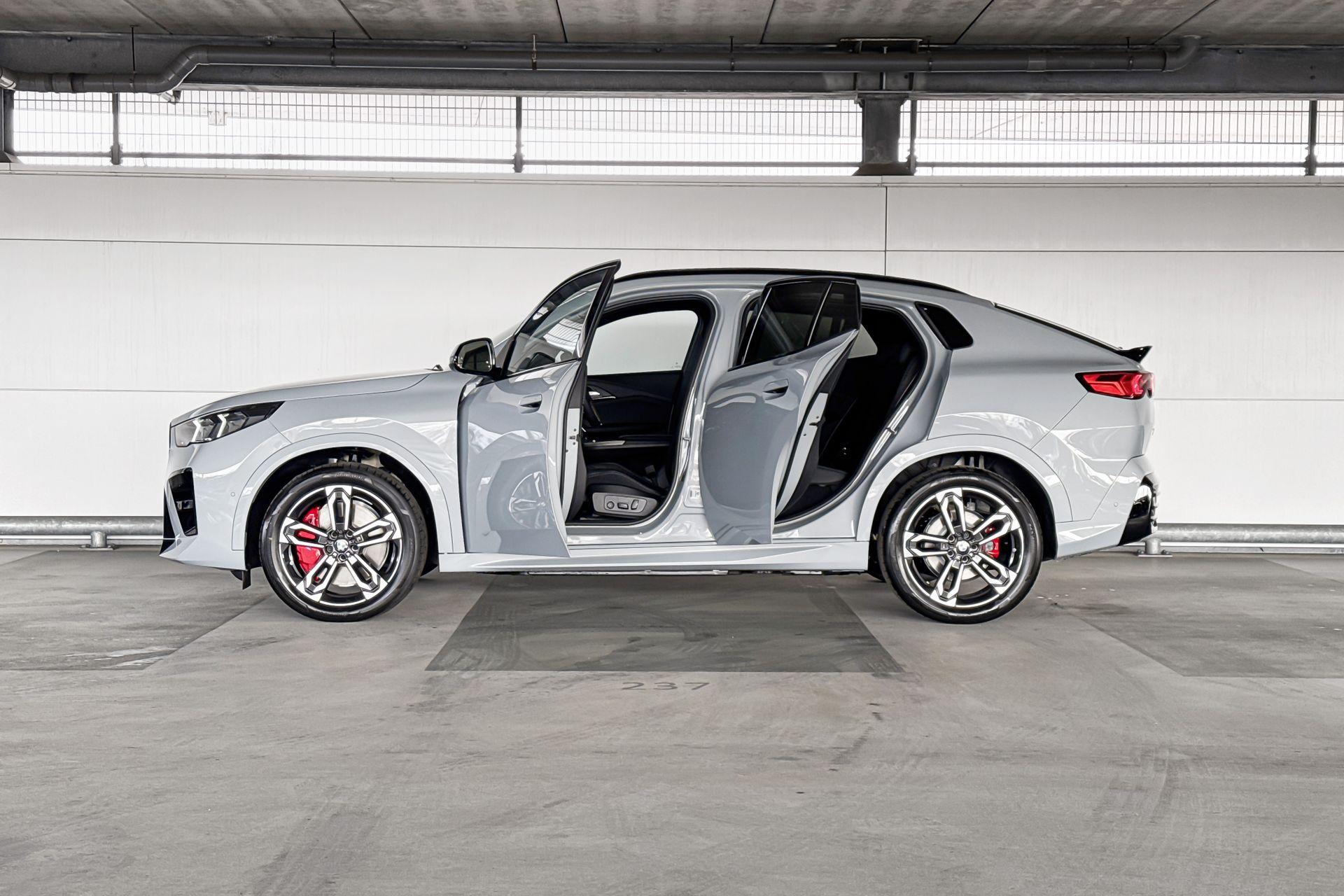 BMW iX2